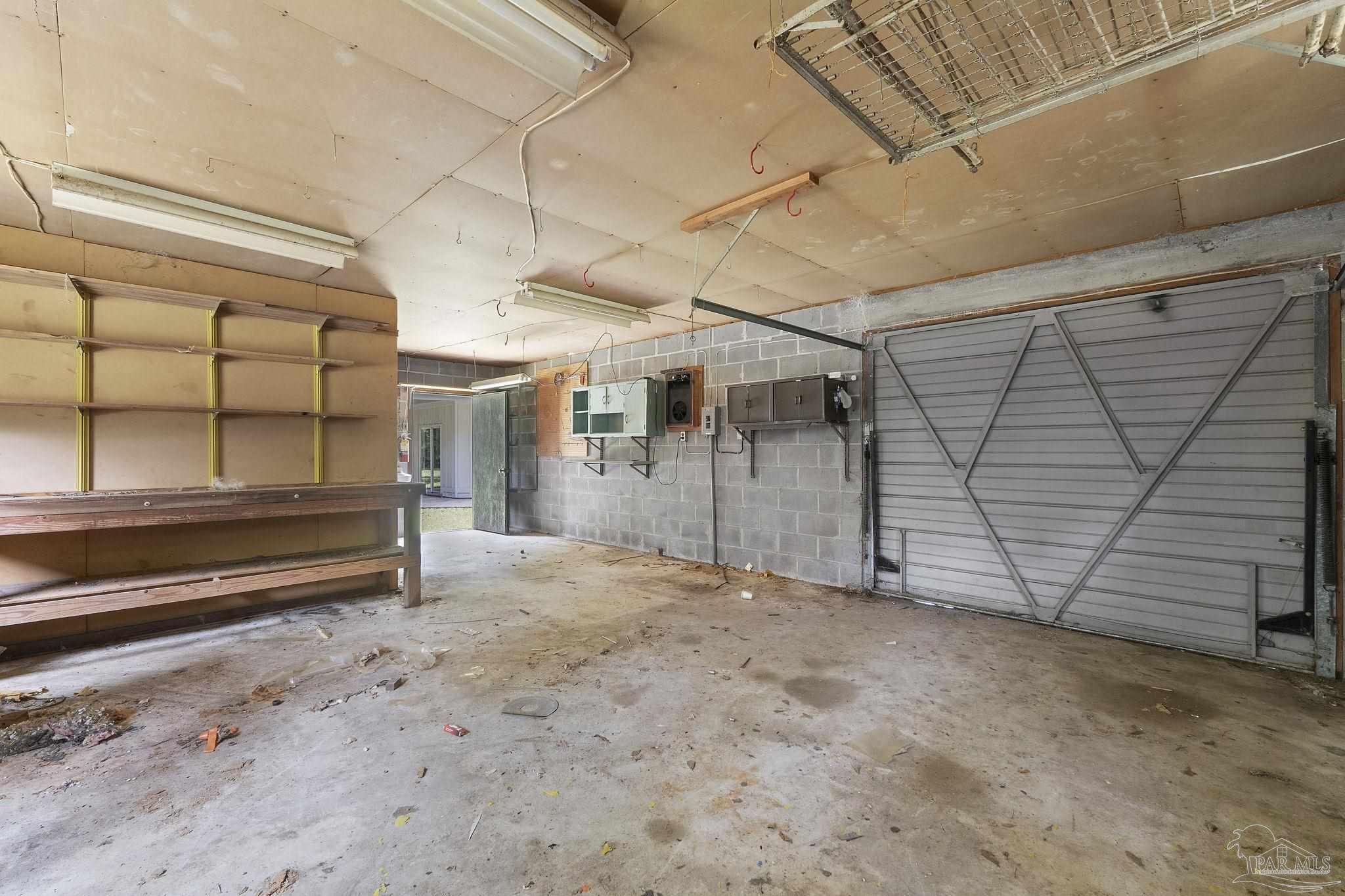 6472 Sandy Ln