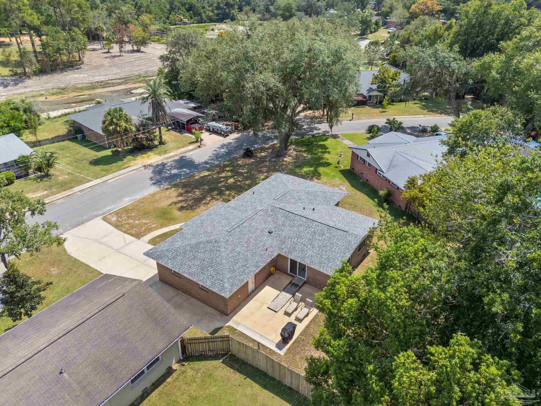 6578 Lakeshore Dr
