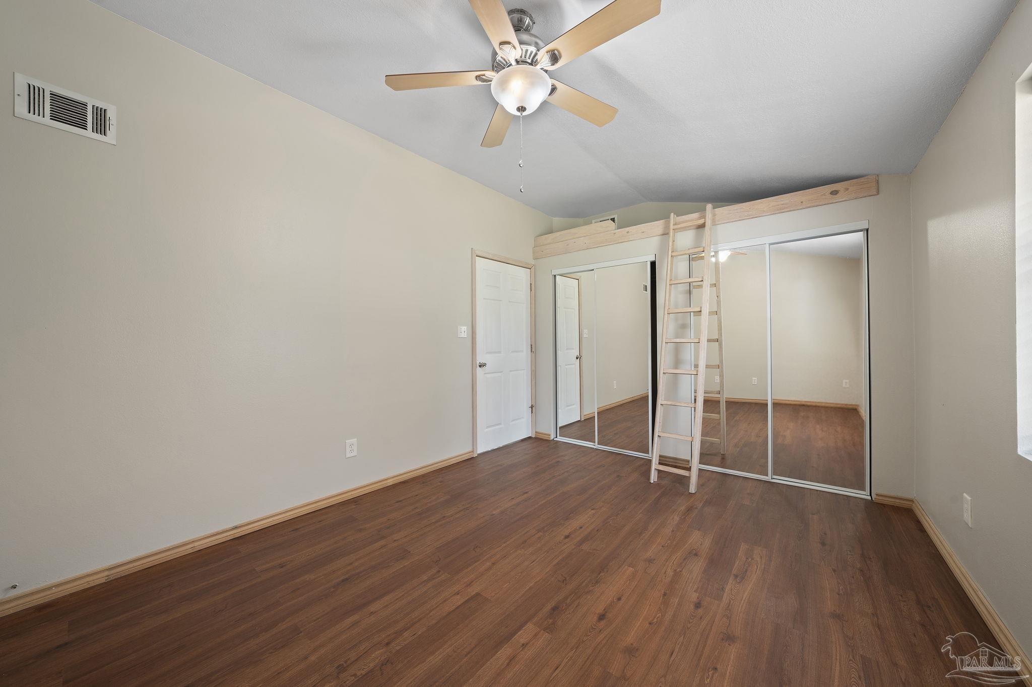 7292 Milford Rd, Milton