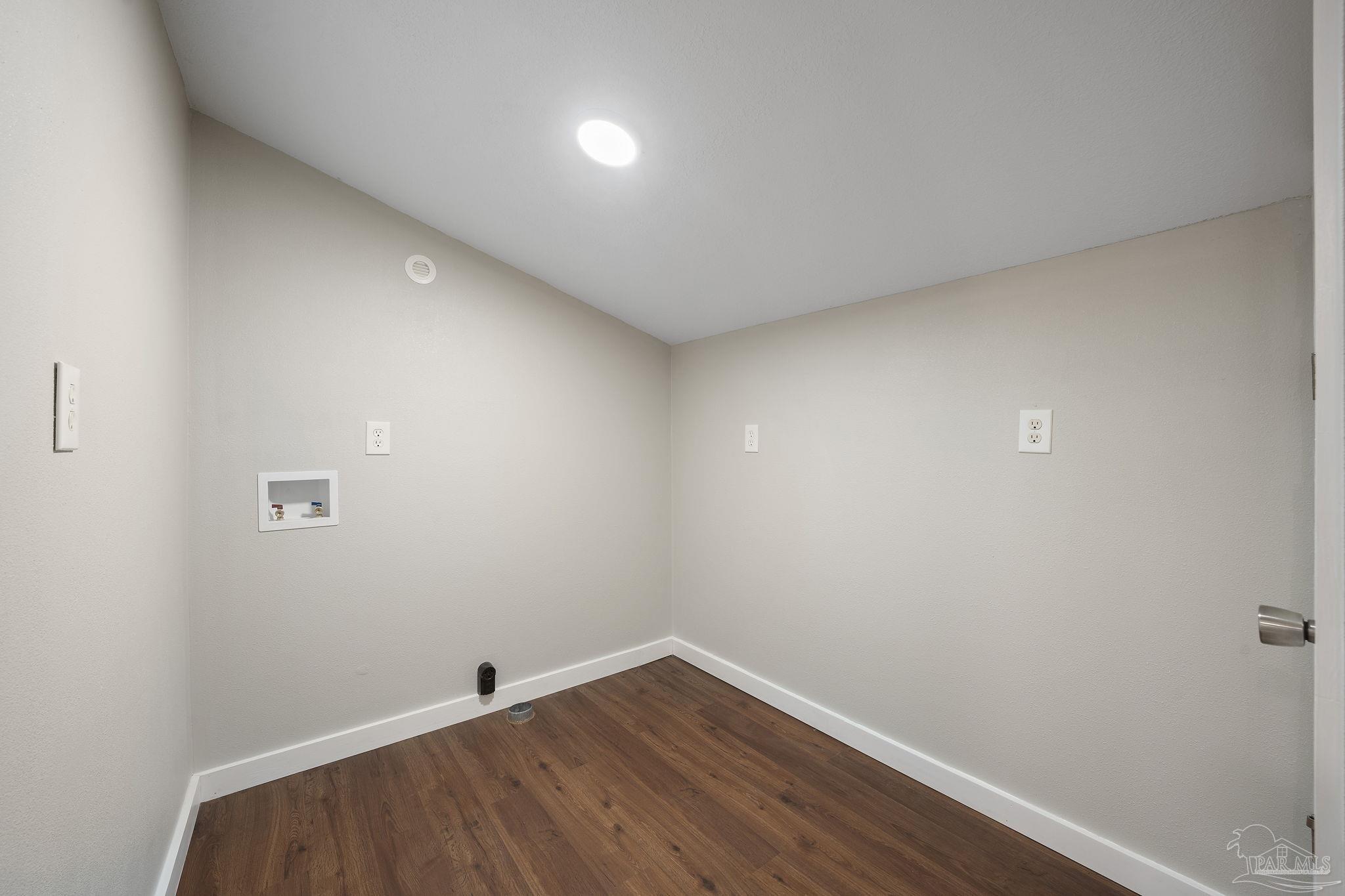 7292 Milford Rd, Milton