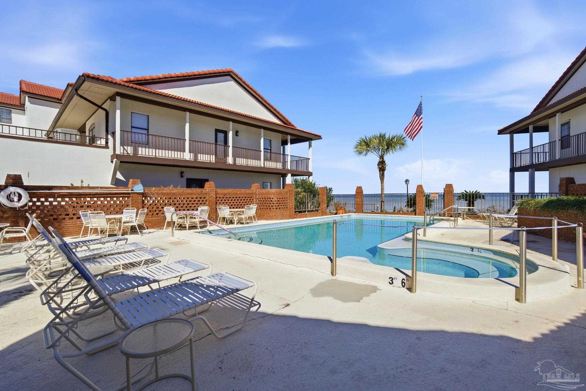 116 Baybridge Dr