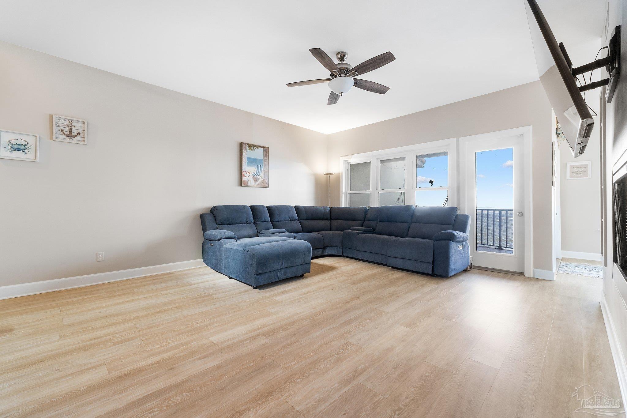 116 Baybridge Dr