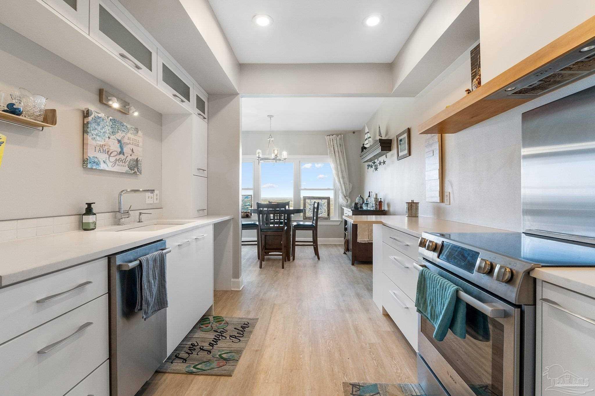 116 Baybridge Dr