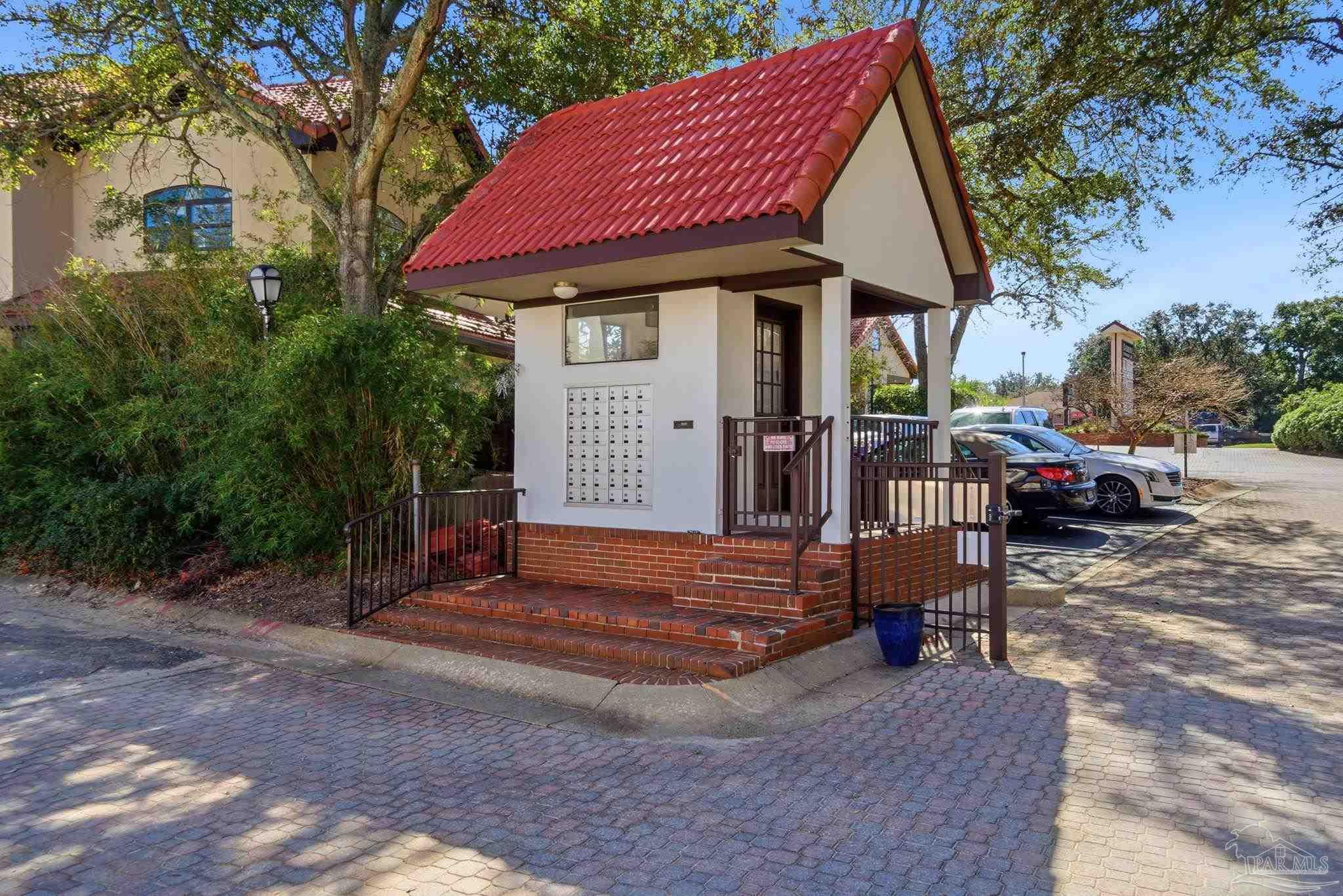 116 Baybridge Dr