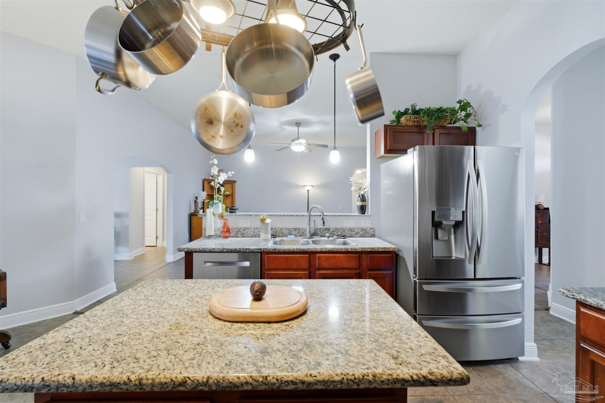 5484 Covered Bridge Ln