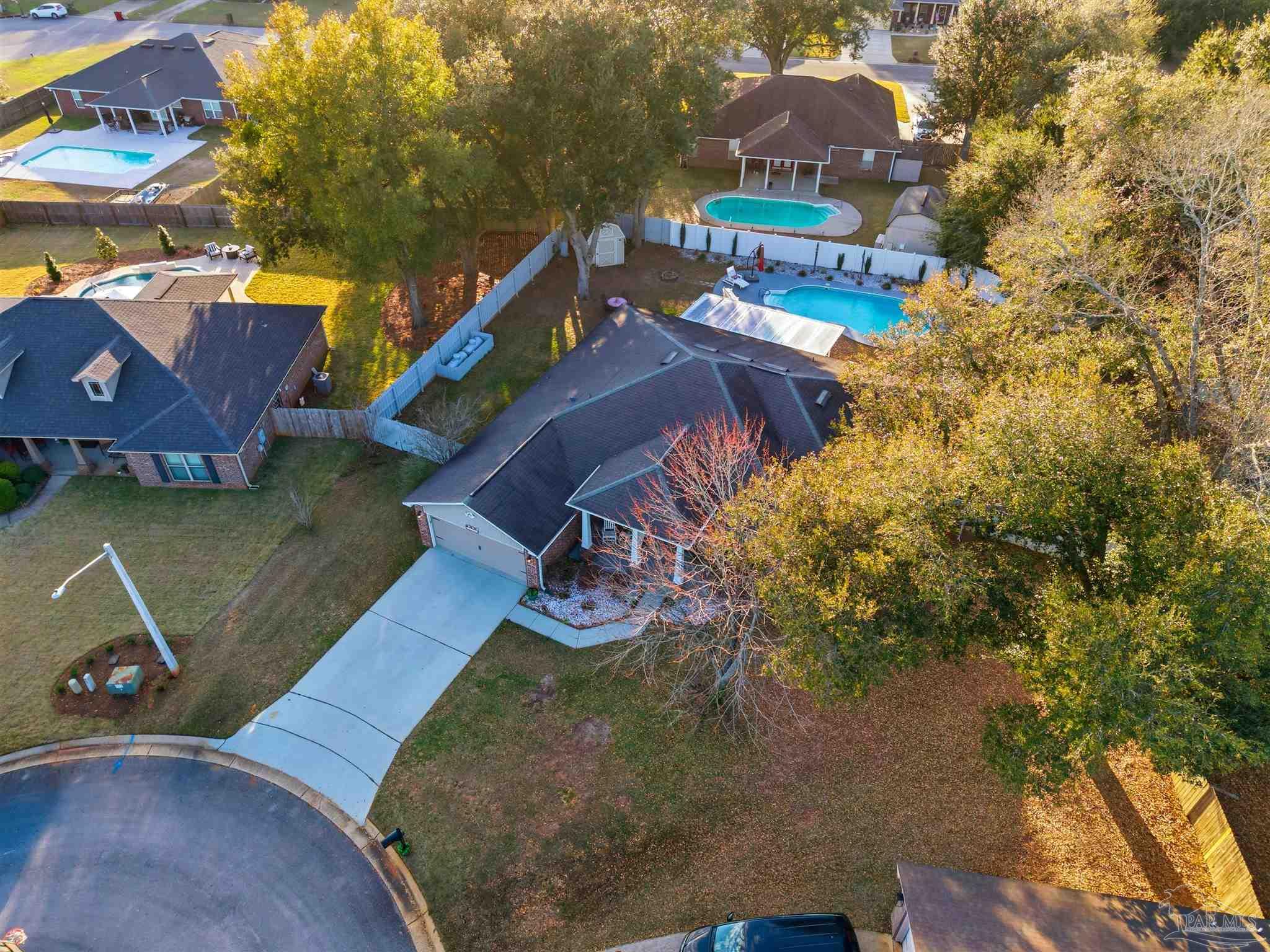 5484 Covered Bridge Ln