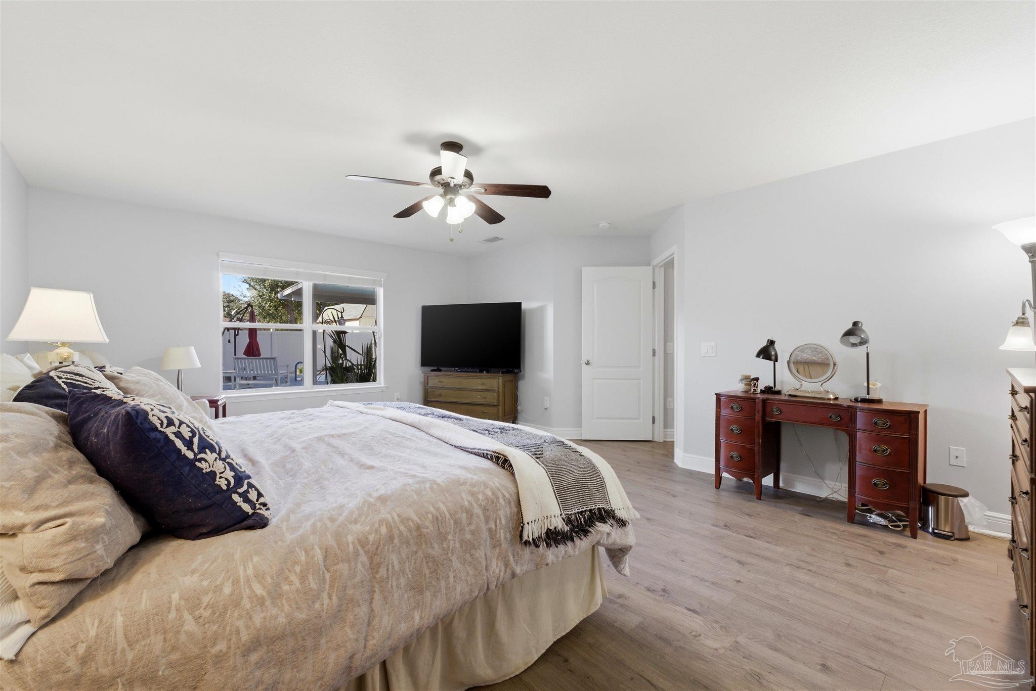 5484 Covered Bridge Ln