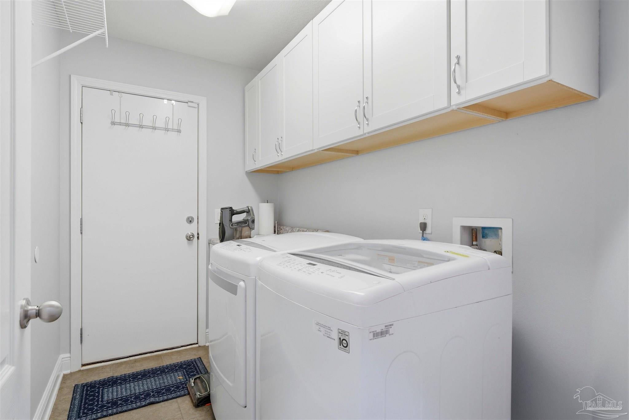 5484 Covered Bridge Ln