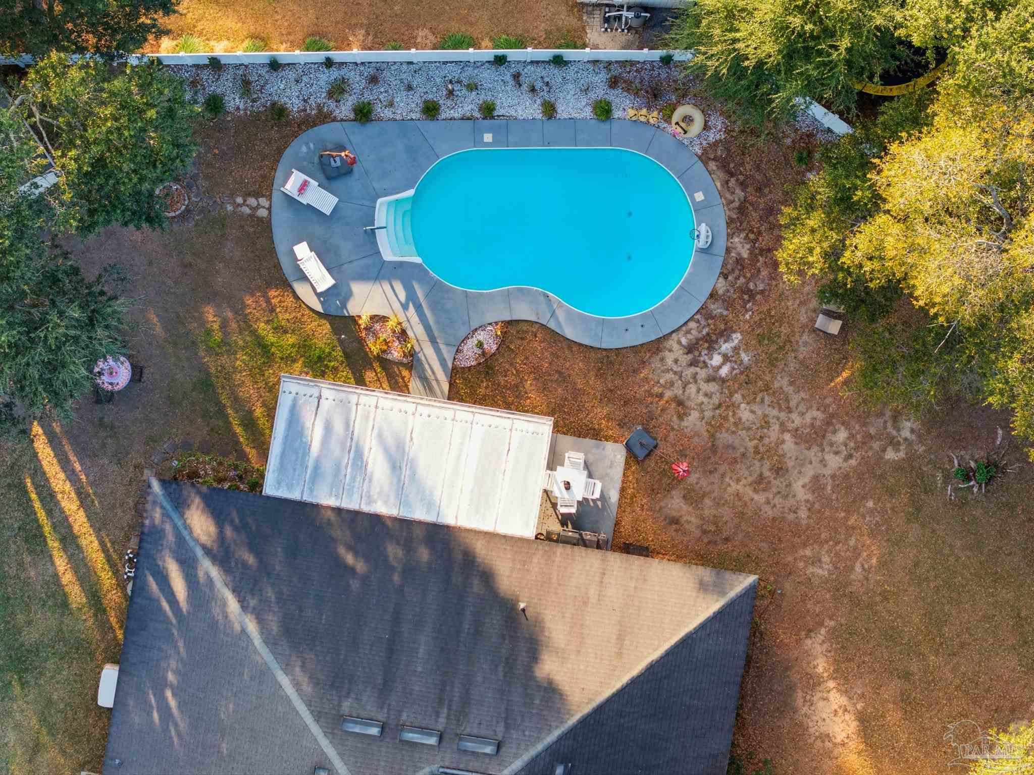 5484 Covered Bridge Ln