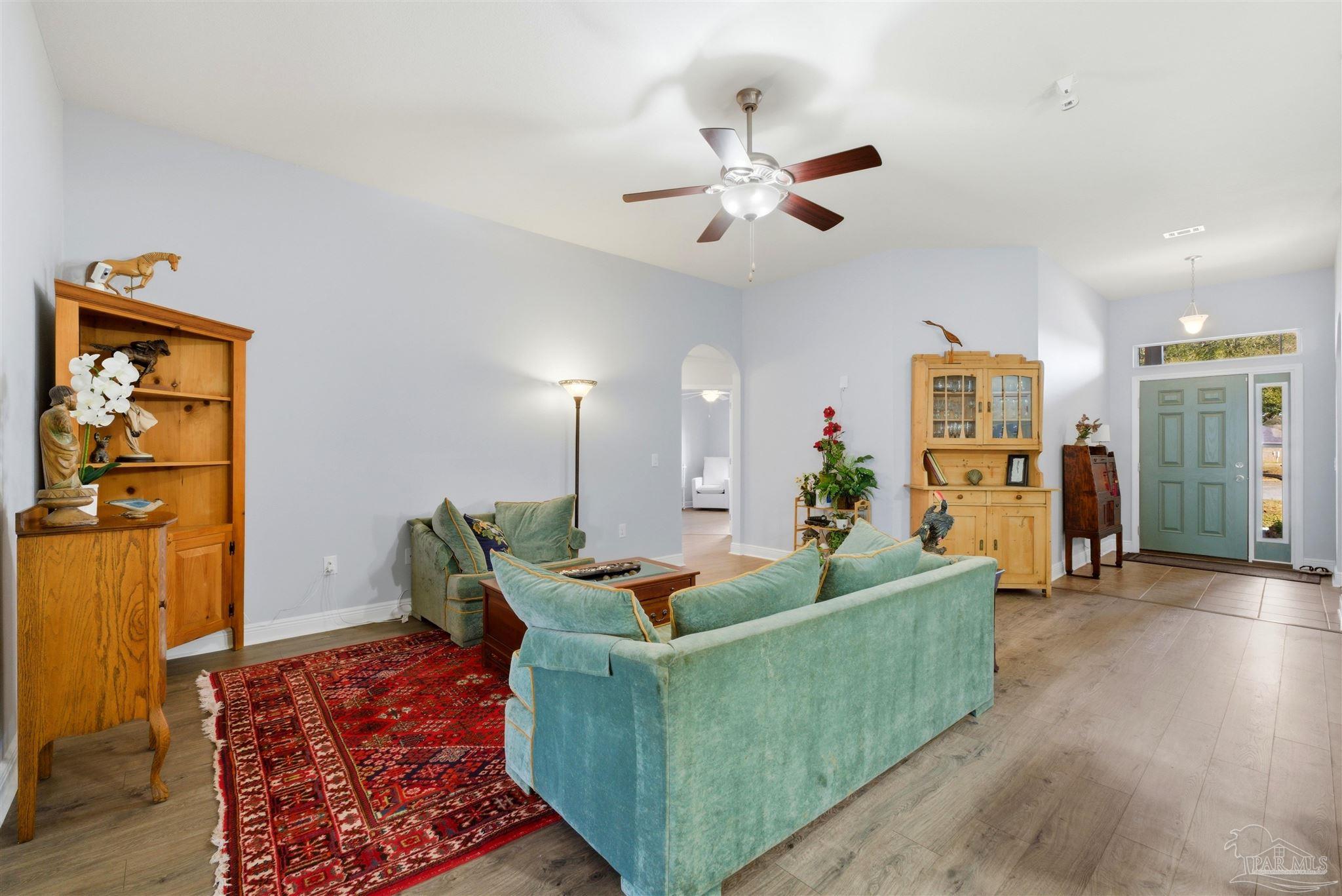 5484 Covered Bridge Ln