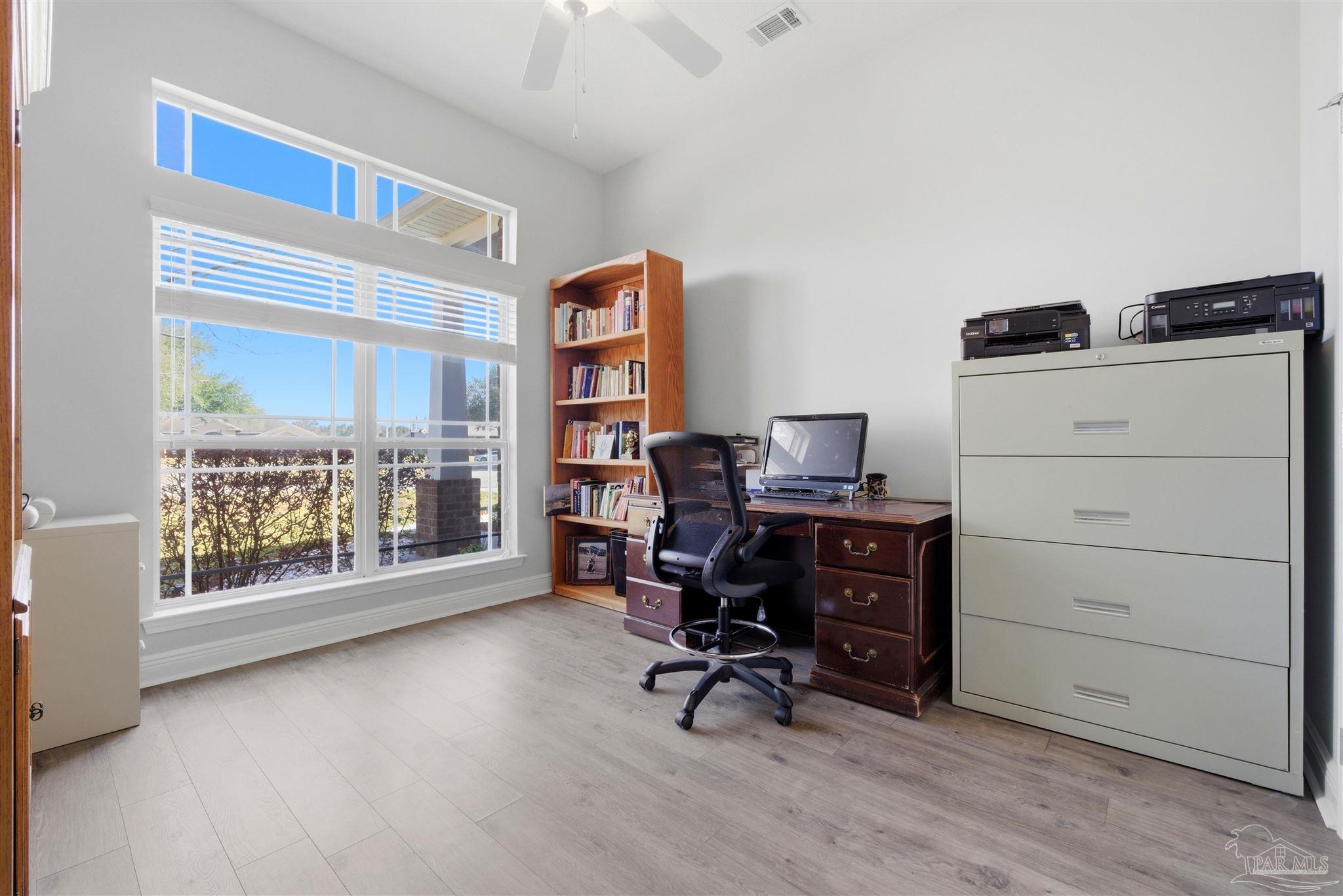 5484 Covered Bridge Ln