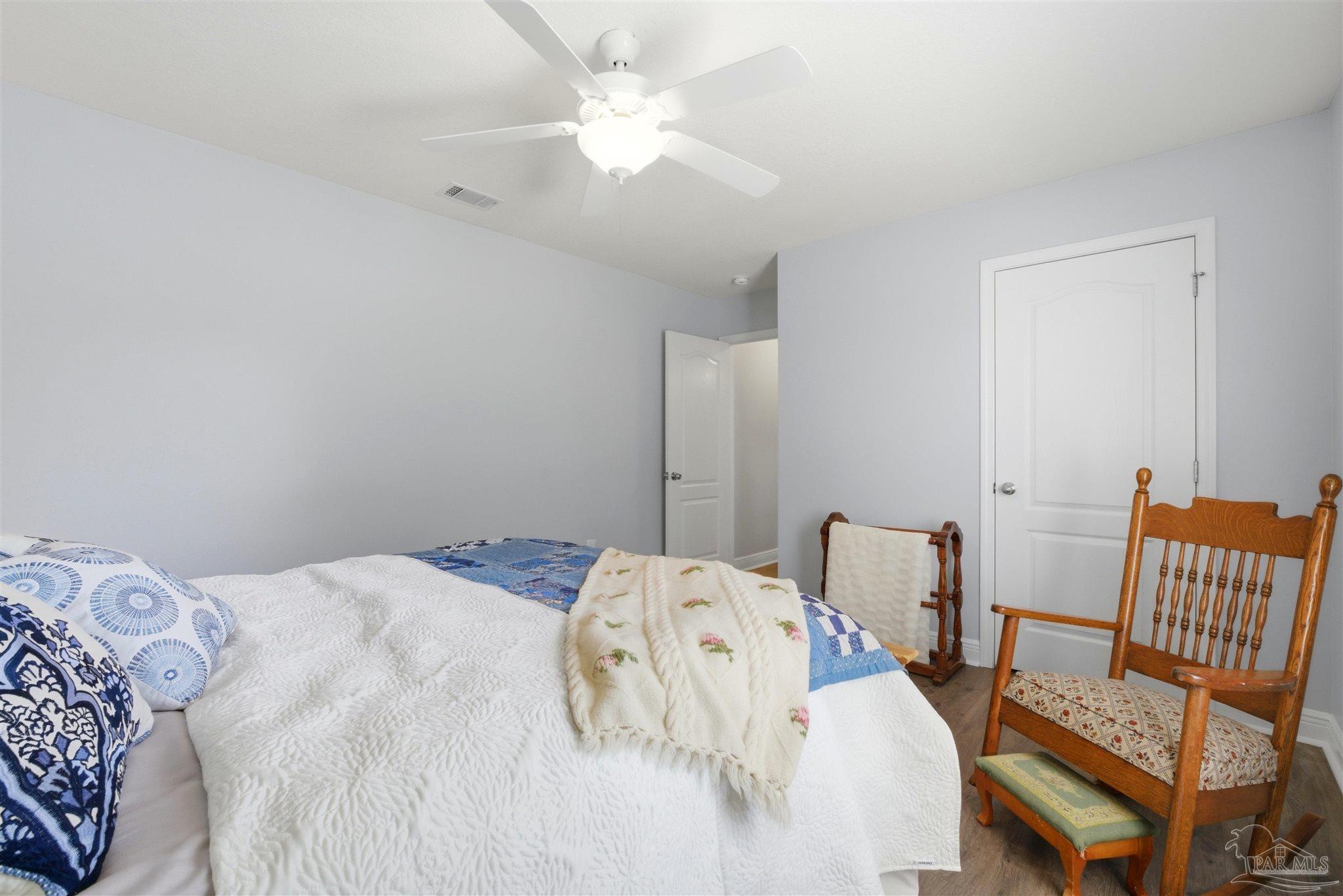 5484 Covered Bridge Ln