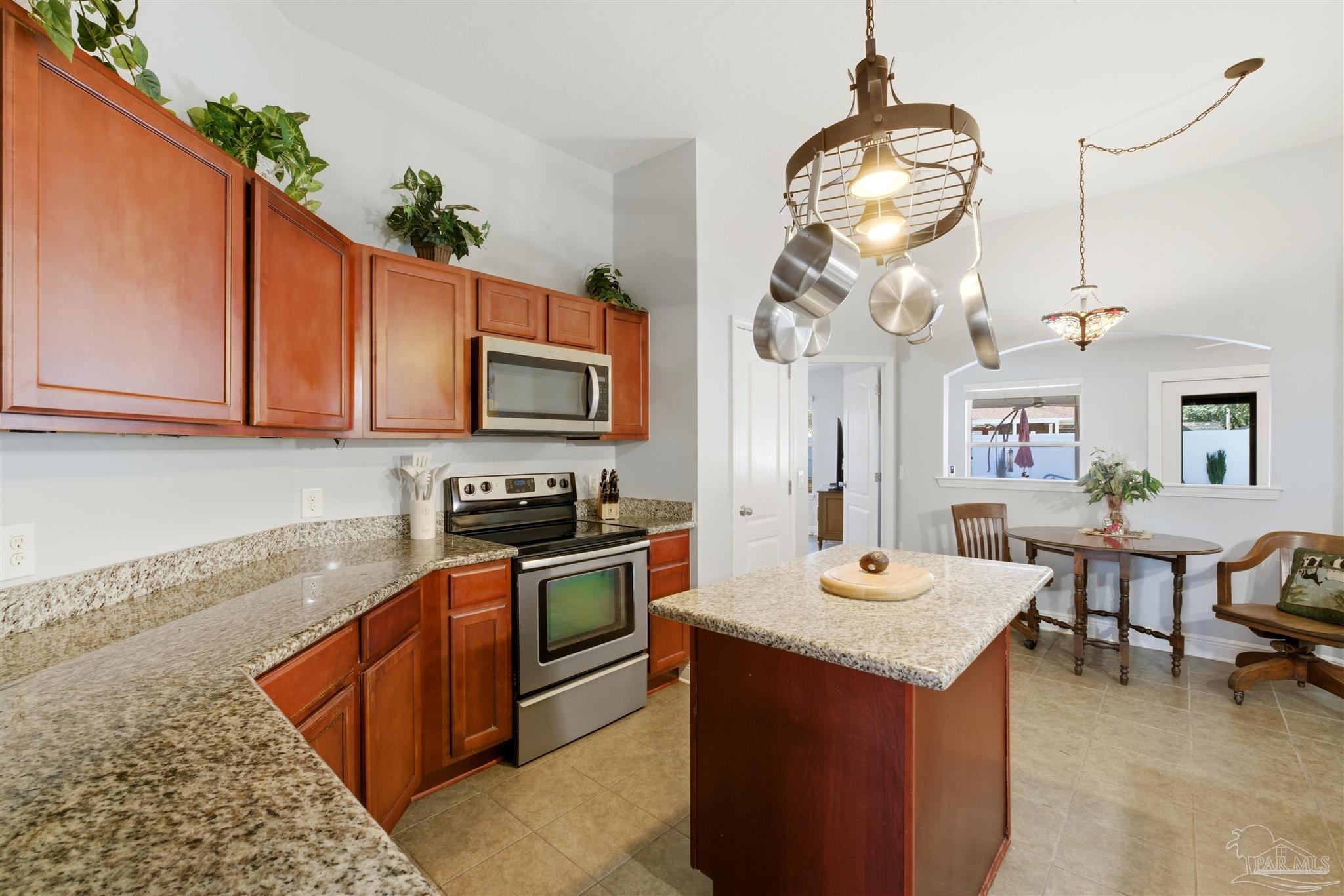 5484 Covered Bridge Ln