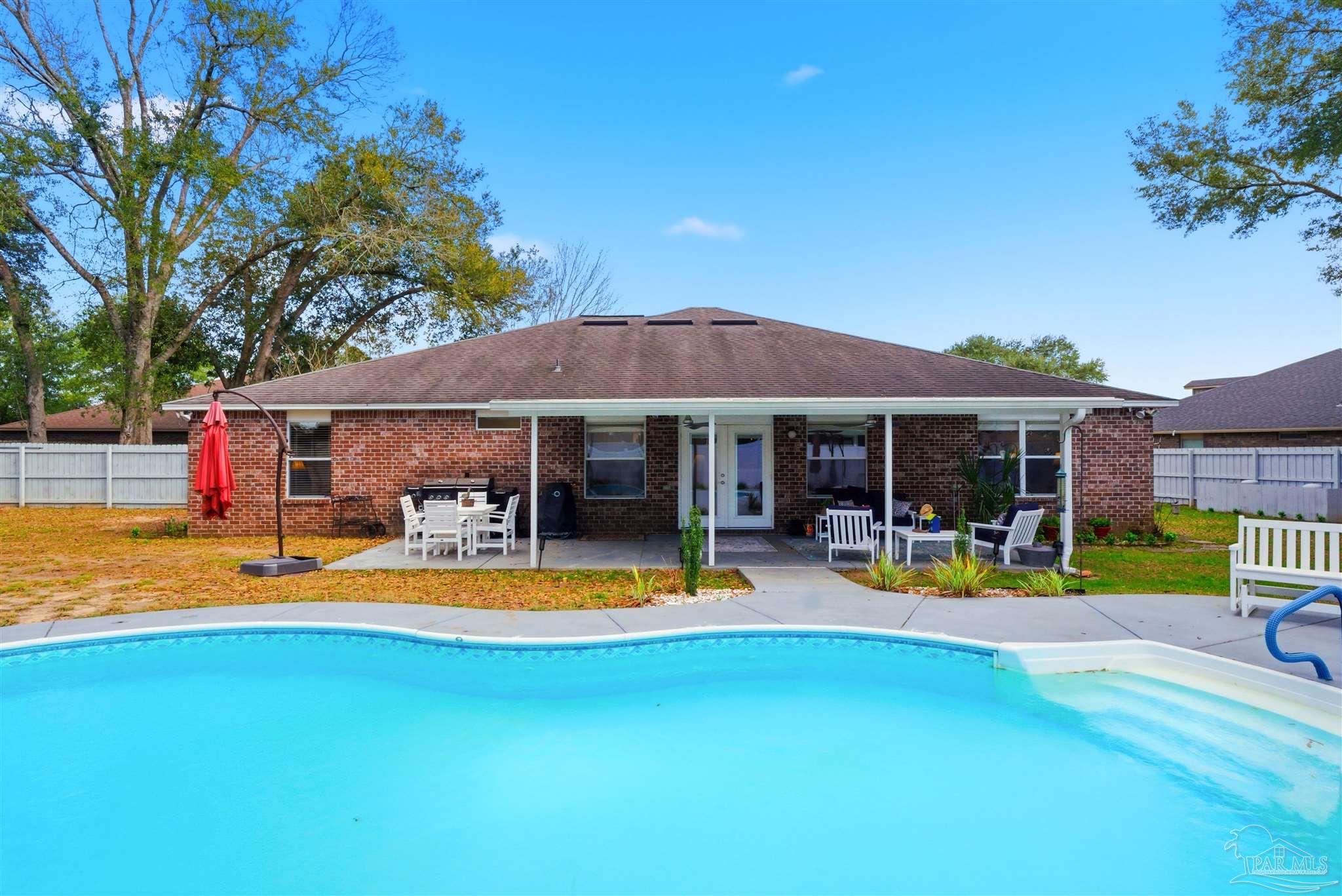 5484 Covered Bridge Ln