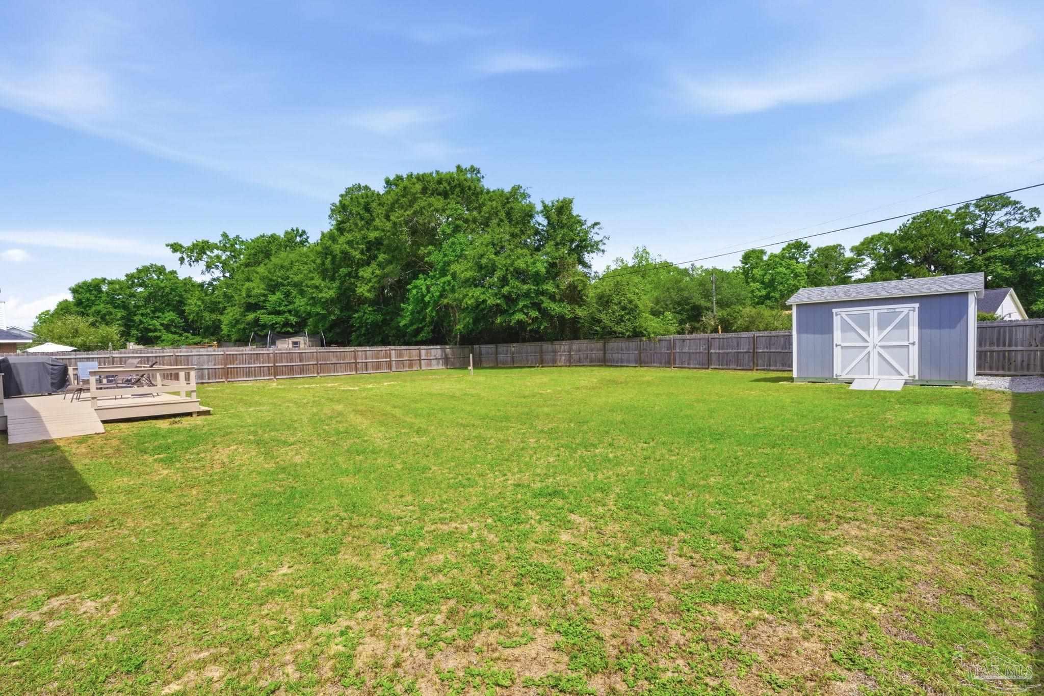 1524 Twin Pines Cir