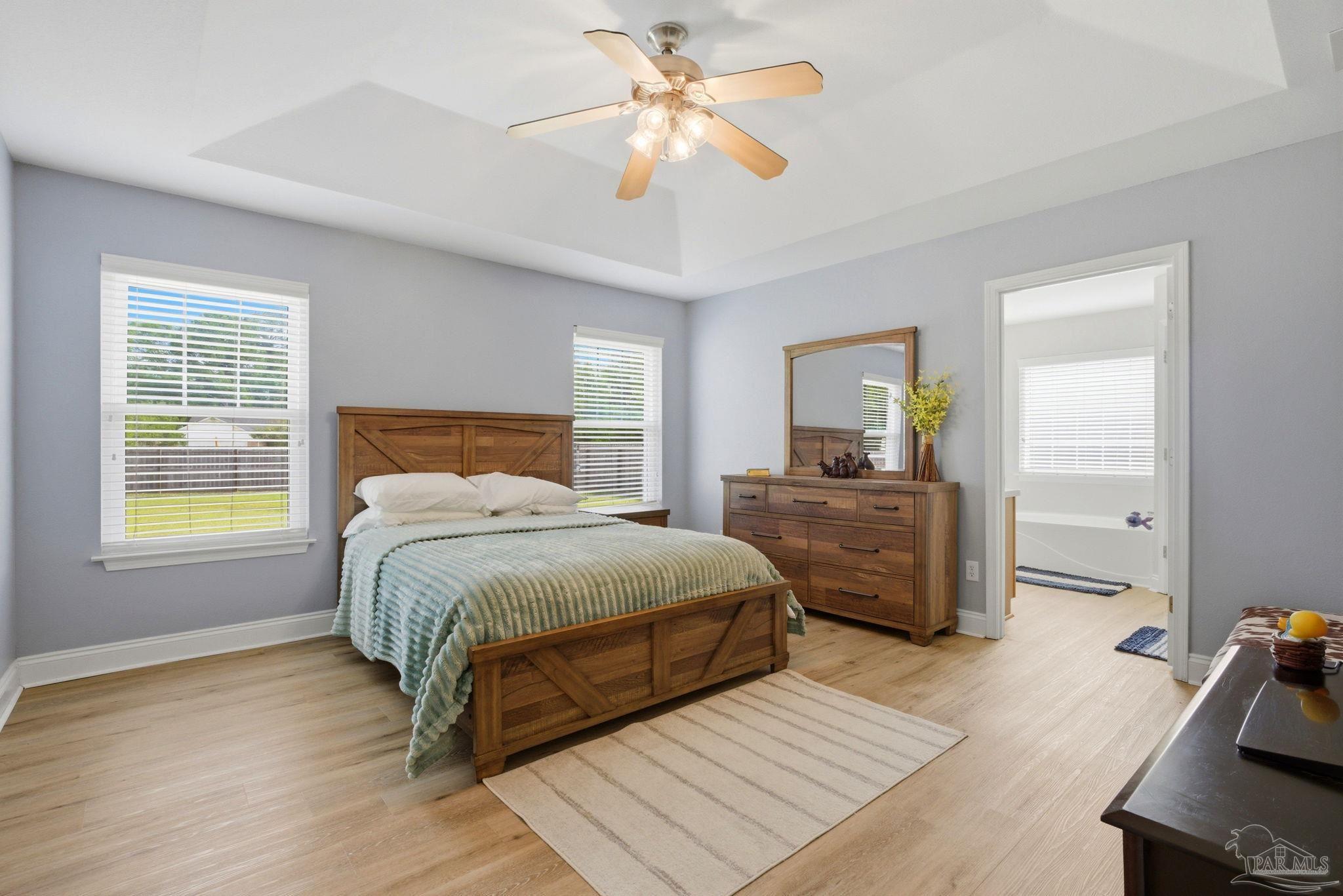 1524 Twin Pines Cir
