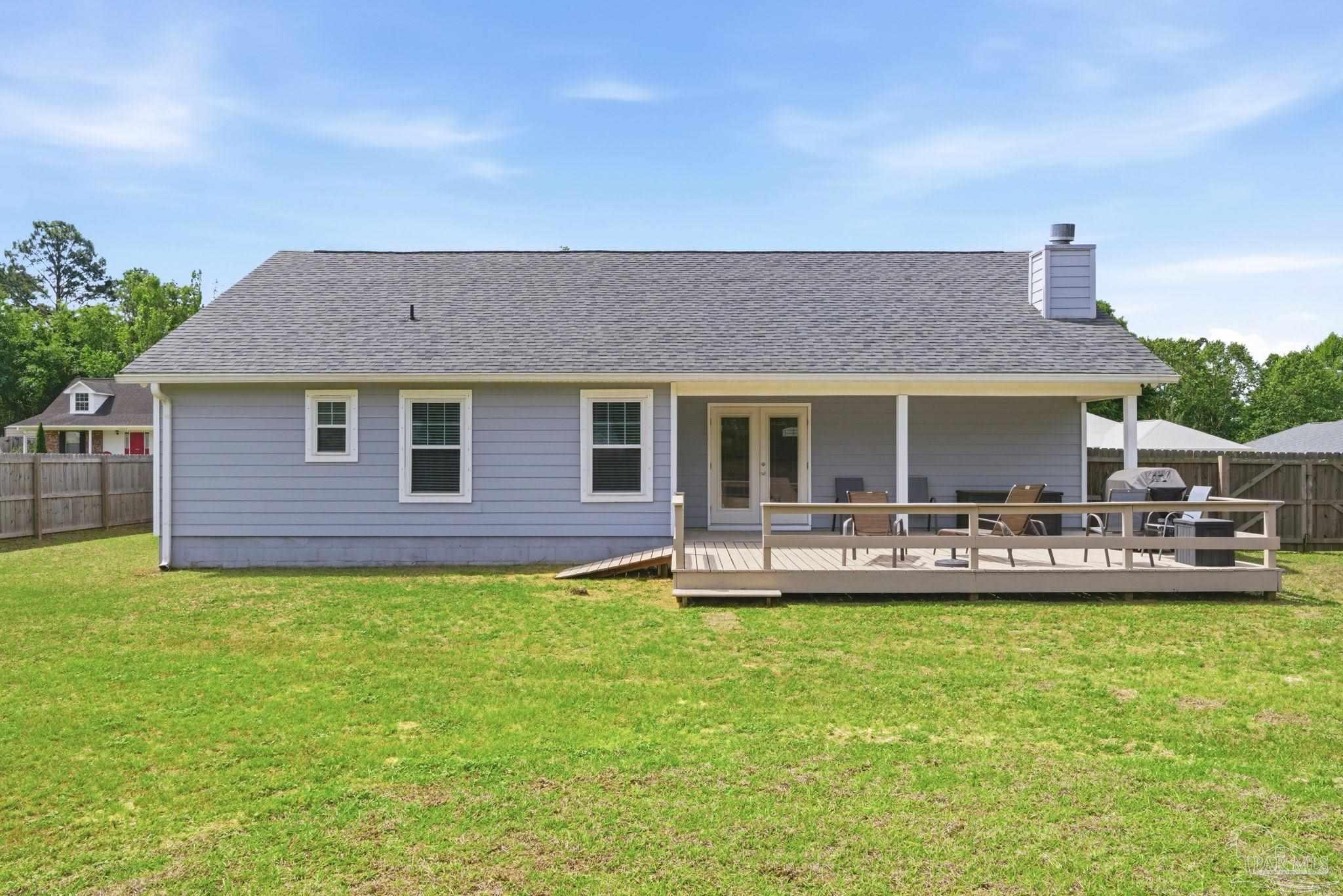 1524 Twin Pines Cir