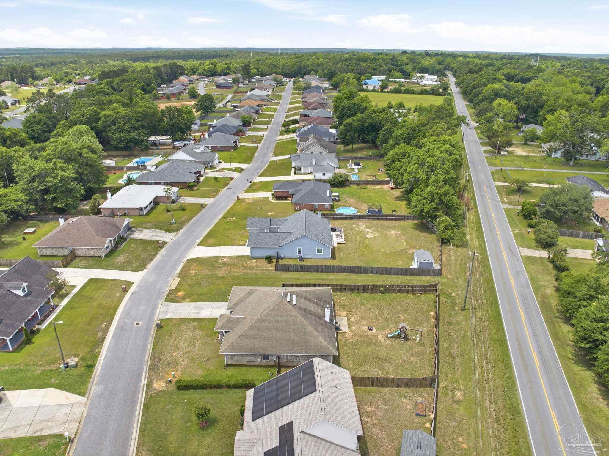 1524 Twin Pines Cir