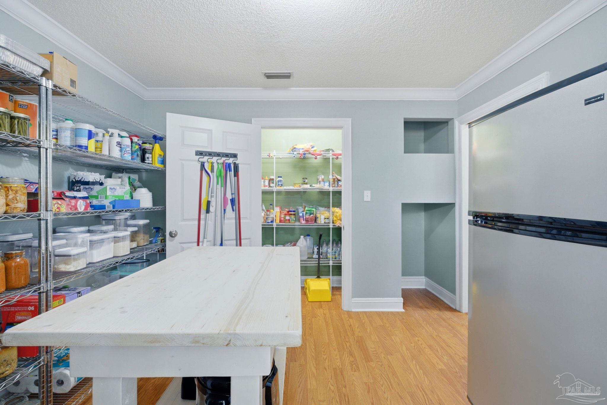 6000 Cheyenne Dr