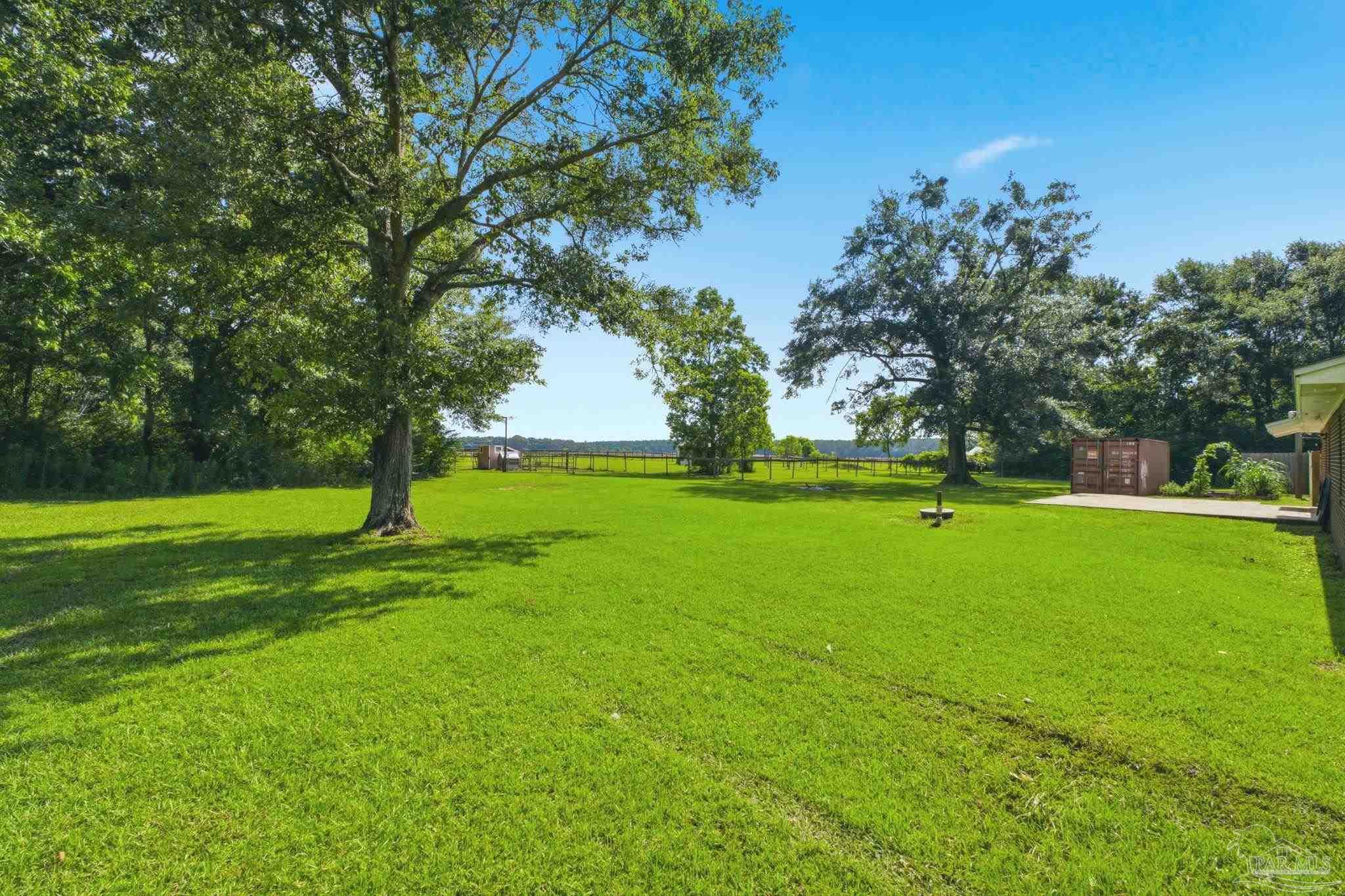 3048 Rainbow Ln