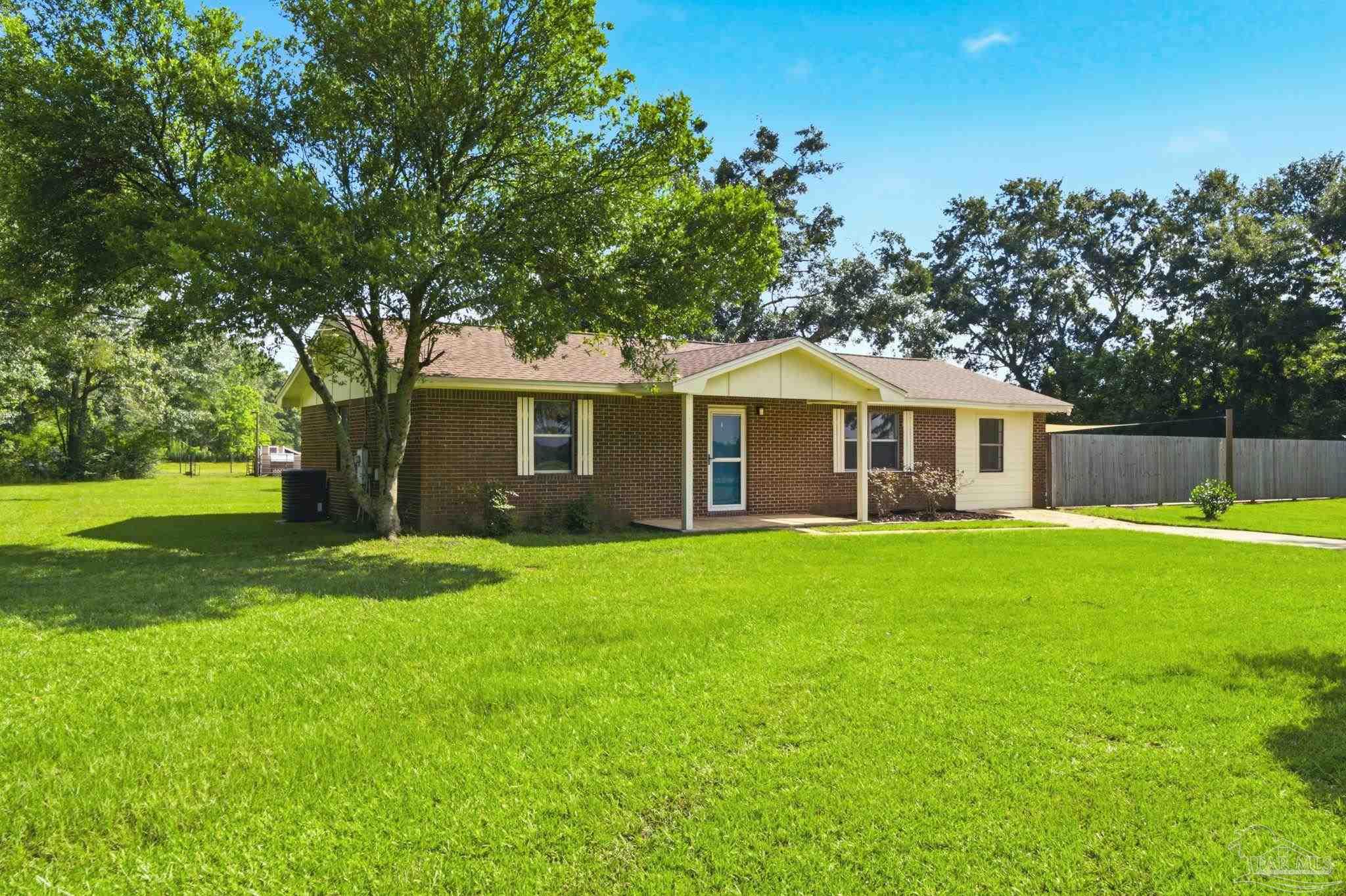 3048 Rainbow Ln