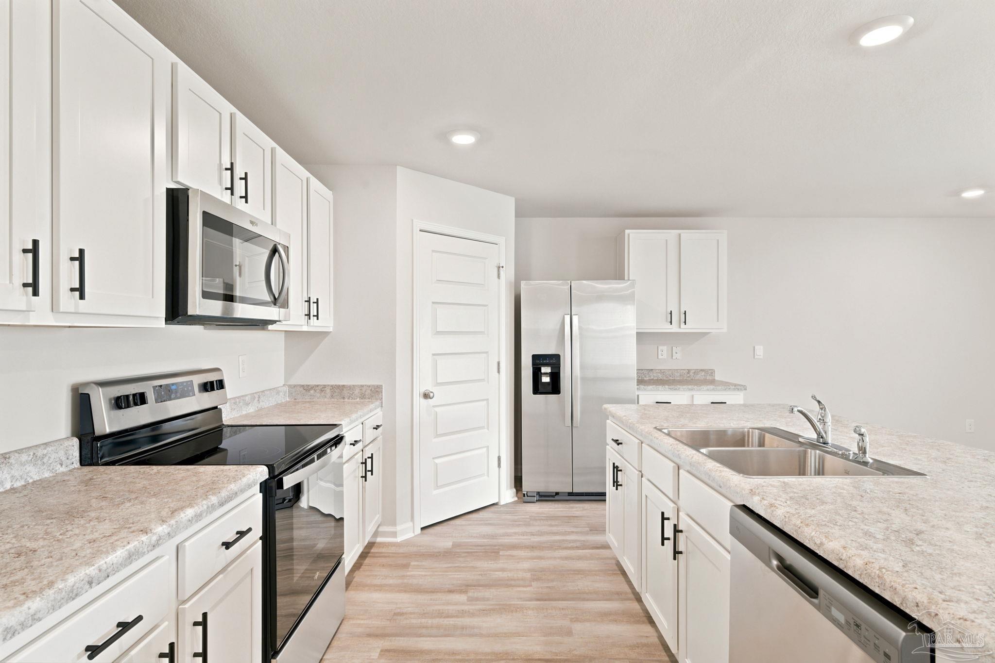 4381 Tiger Oak Ct