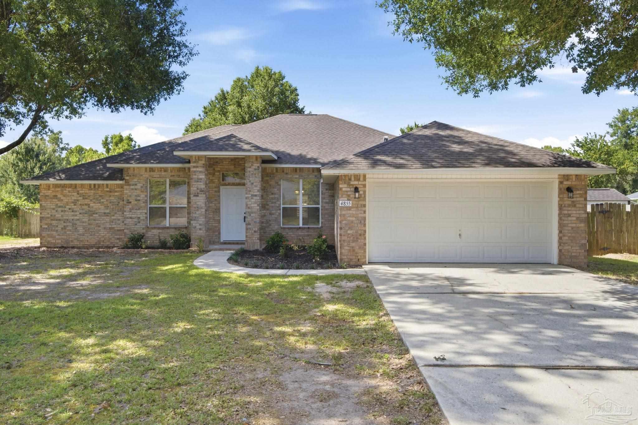 4855 Broadleaf Dr