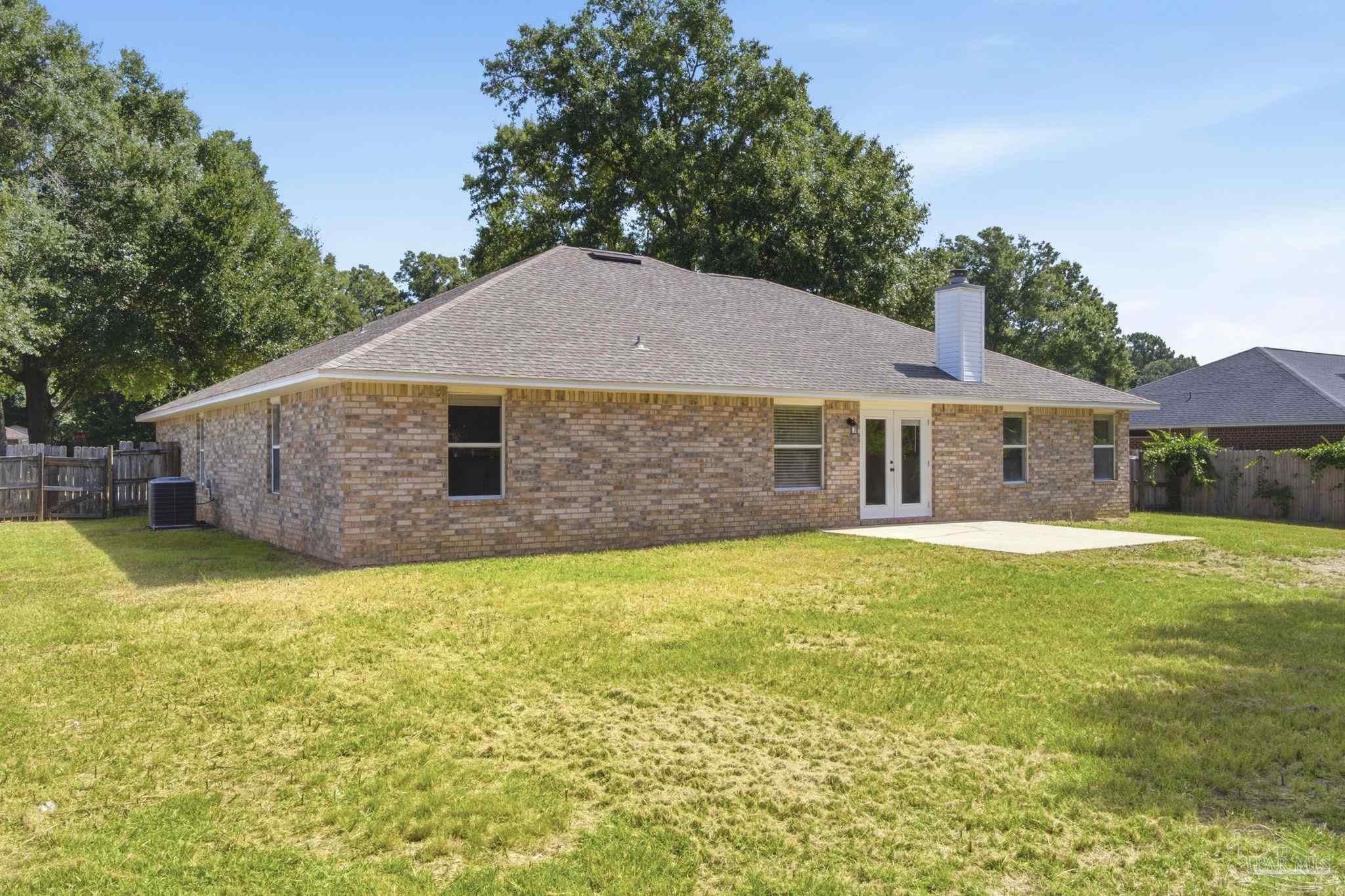 4855 Broadleaf Dr