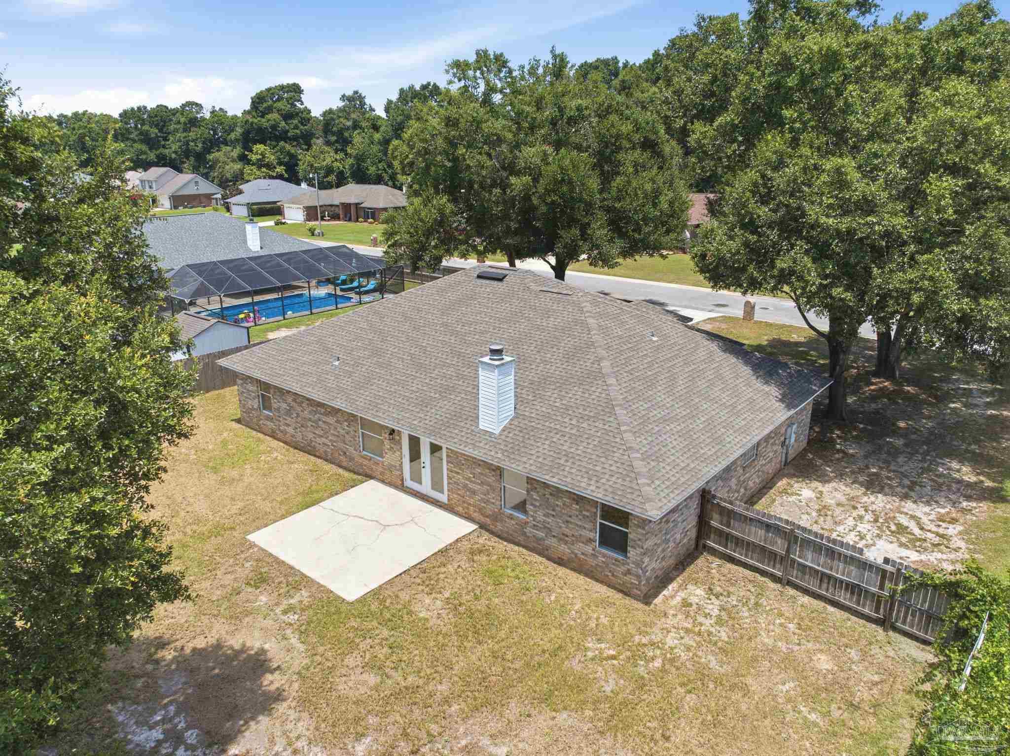 4855 Broadleaf Dr