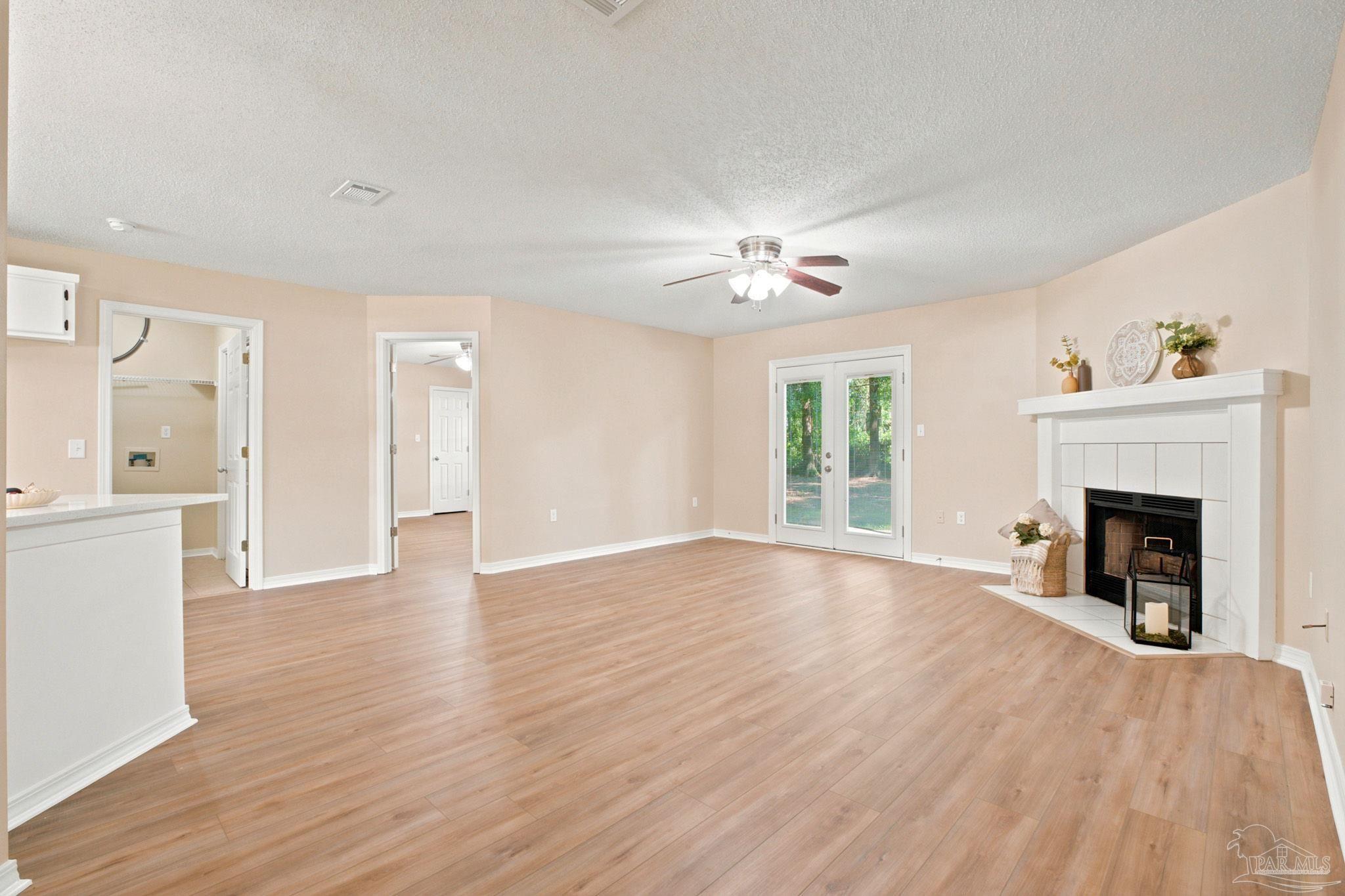 5708 Bronco Pl