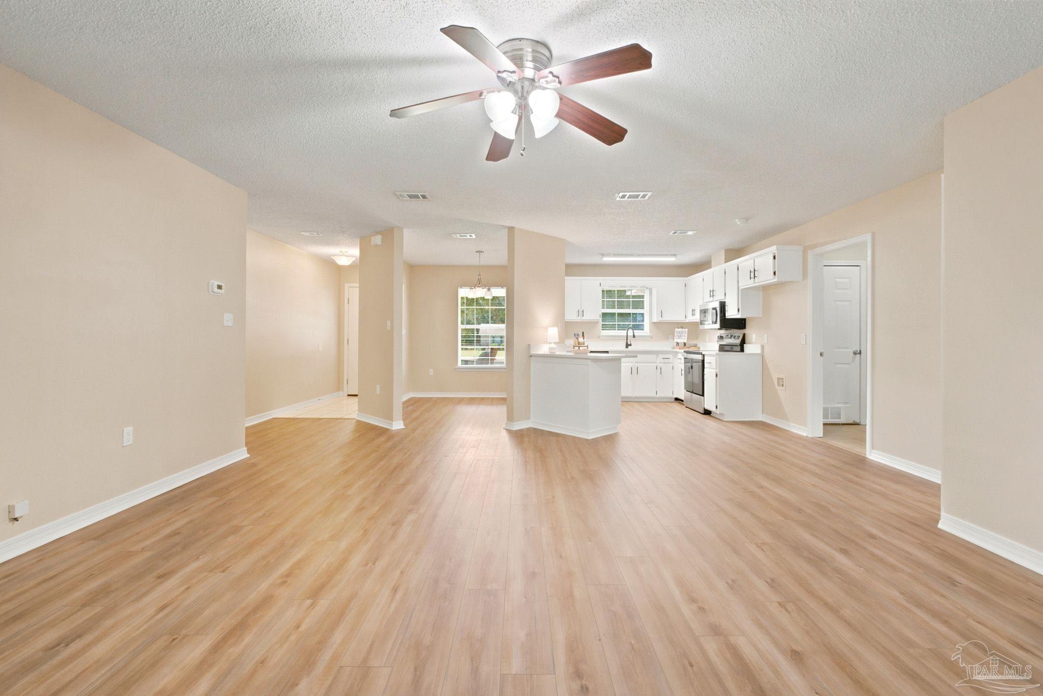 5708 Bronco Pl