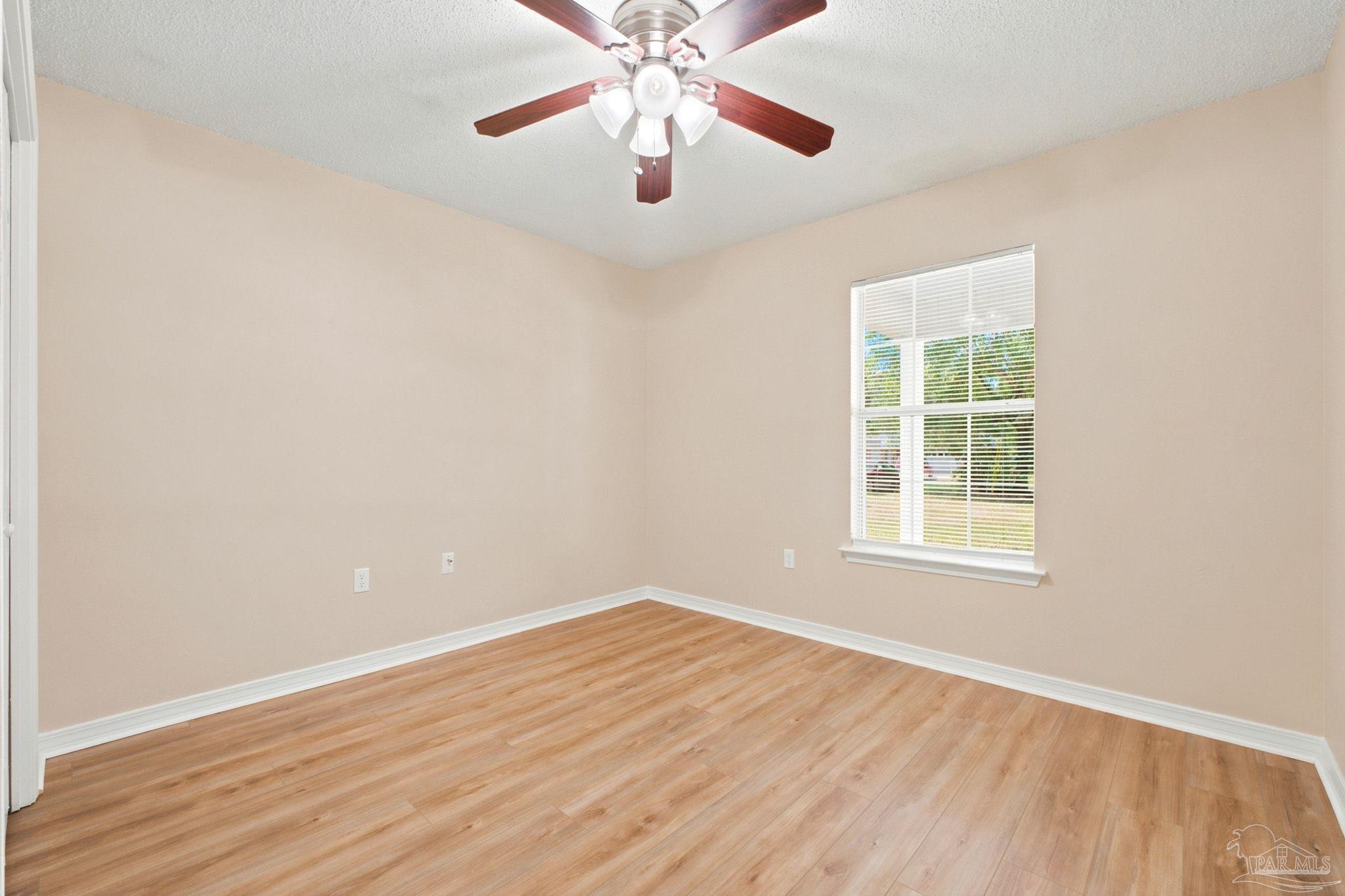 5708 Bronco Pl