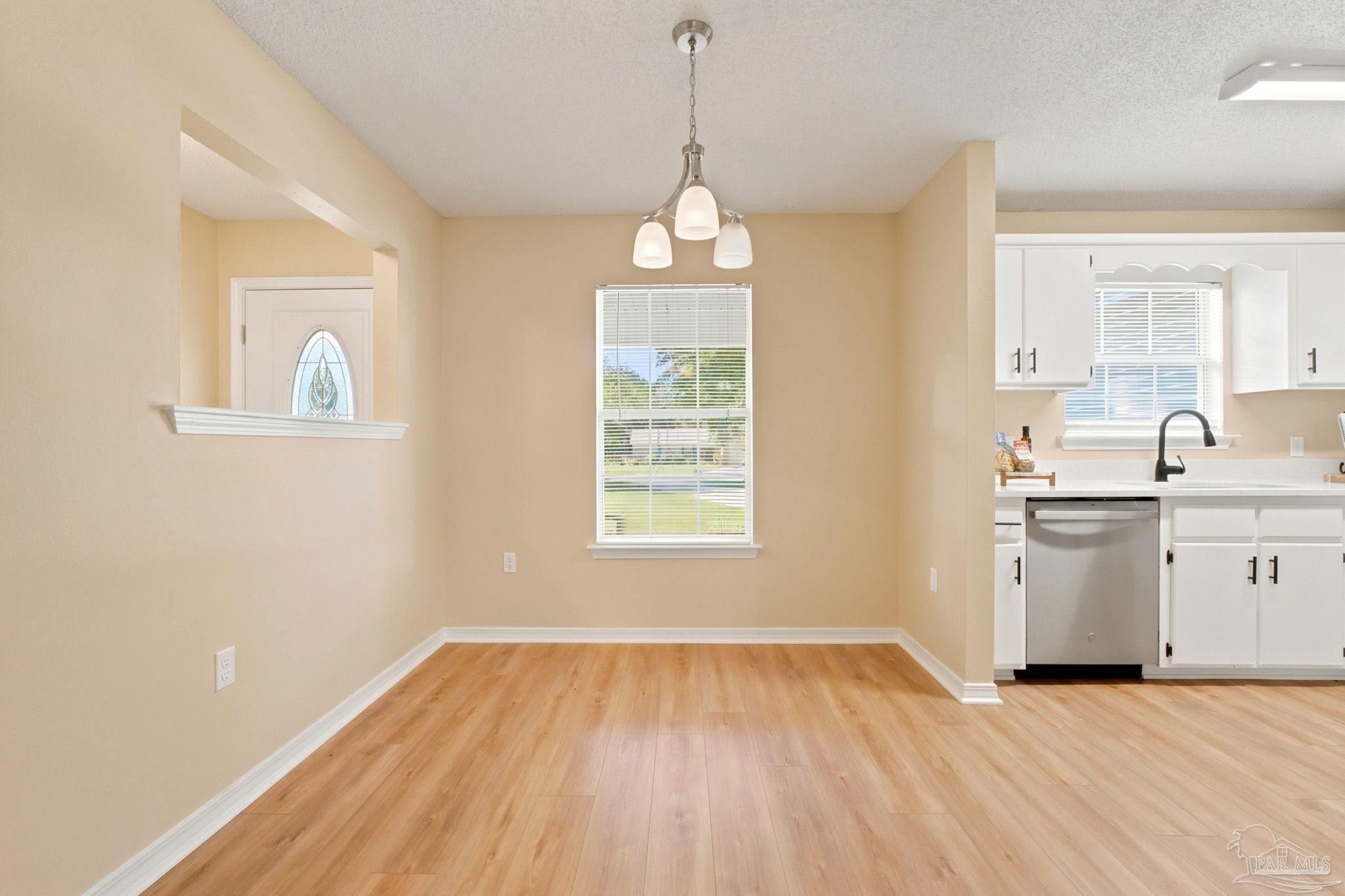 5708 Bronco Pl