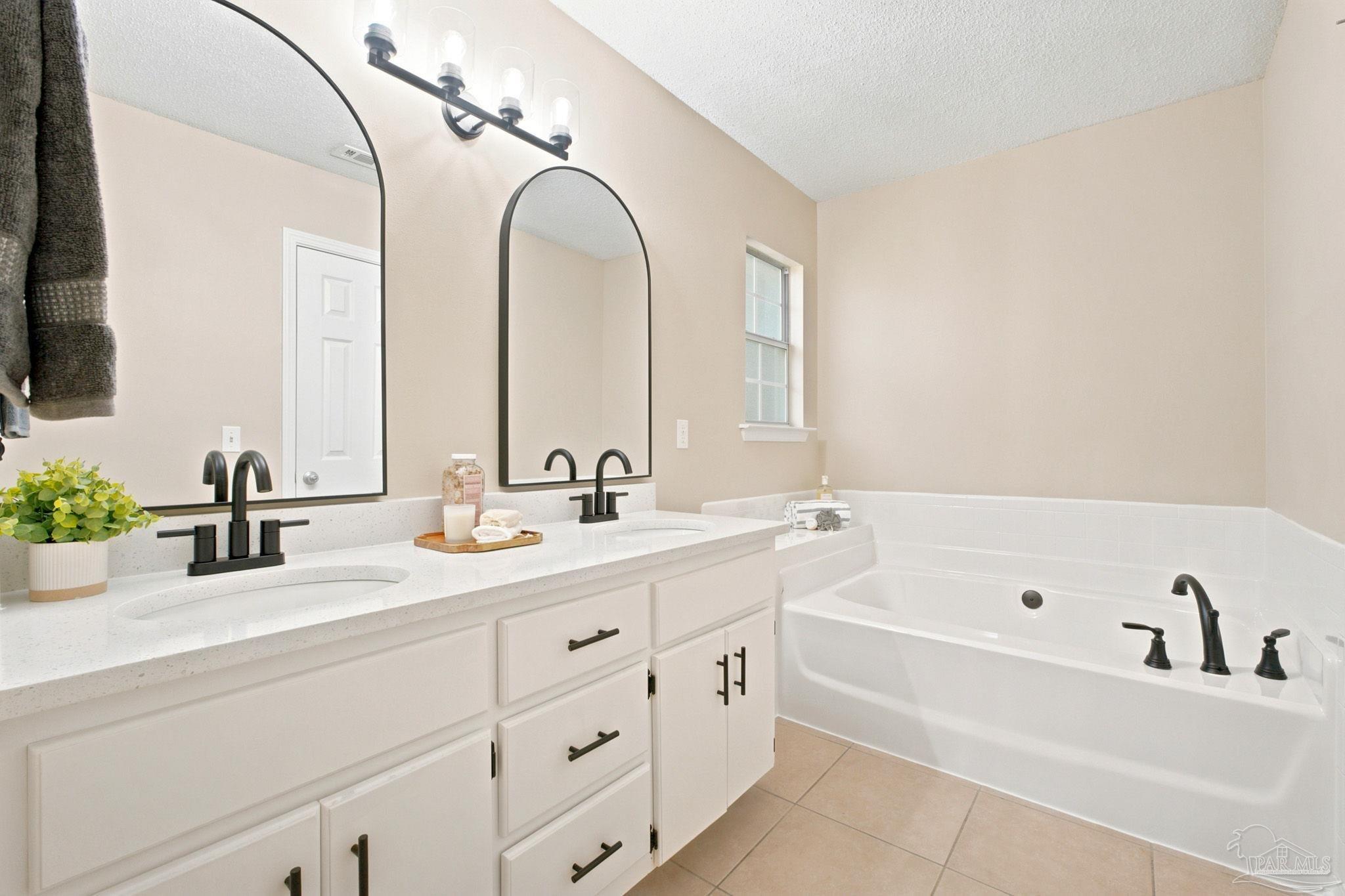 5708 Bronco Pl