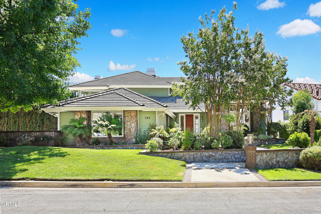 786 Greenridge Drive