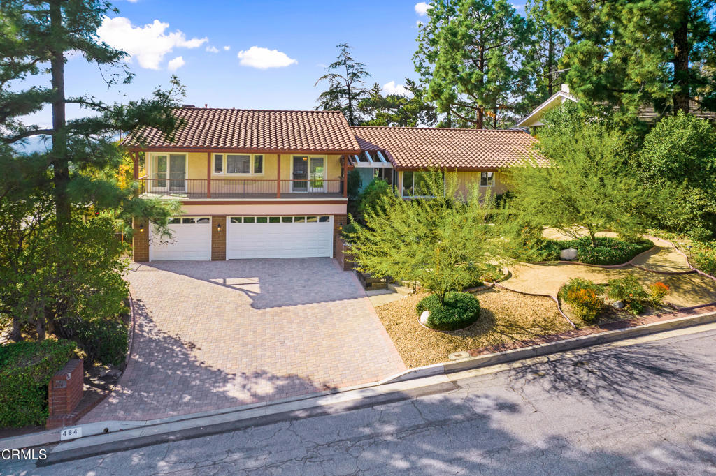 484 Starlight Crest Drive