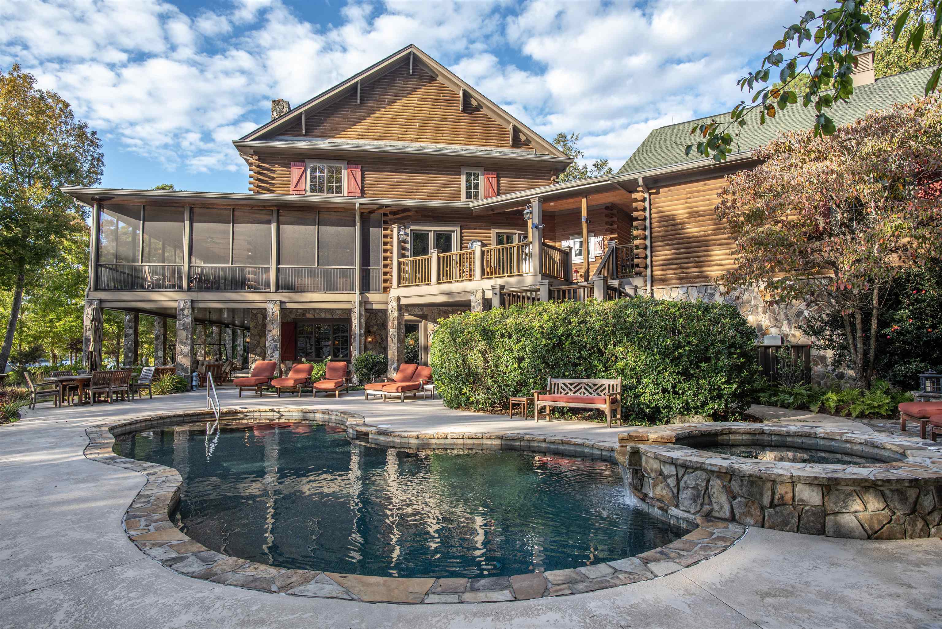 1030 GREYFIELD ROAD
