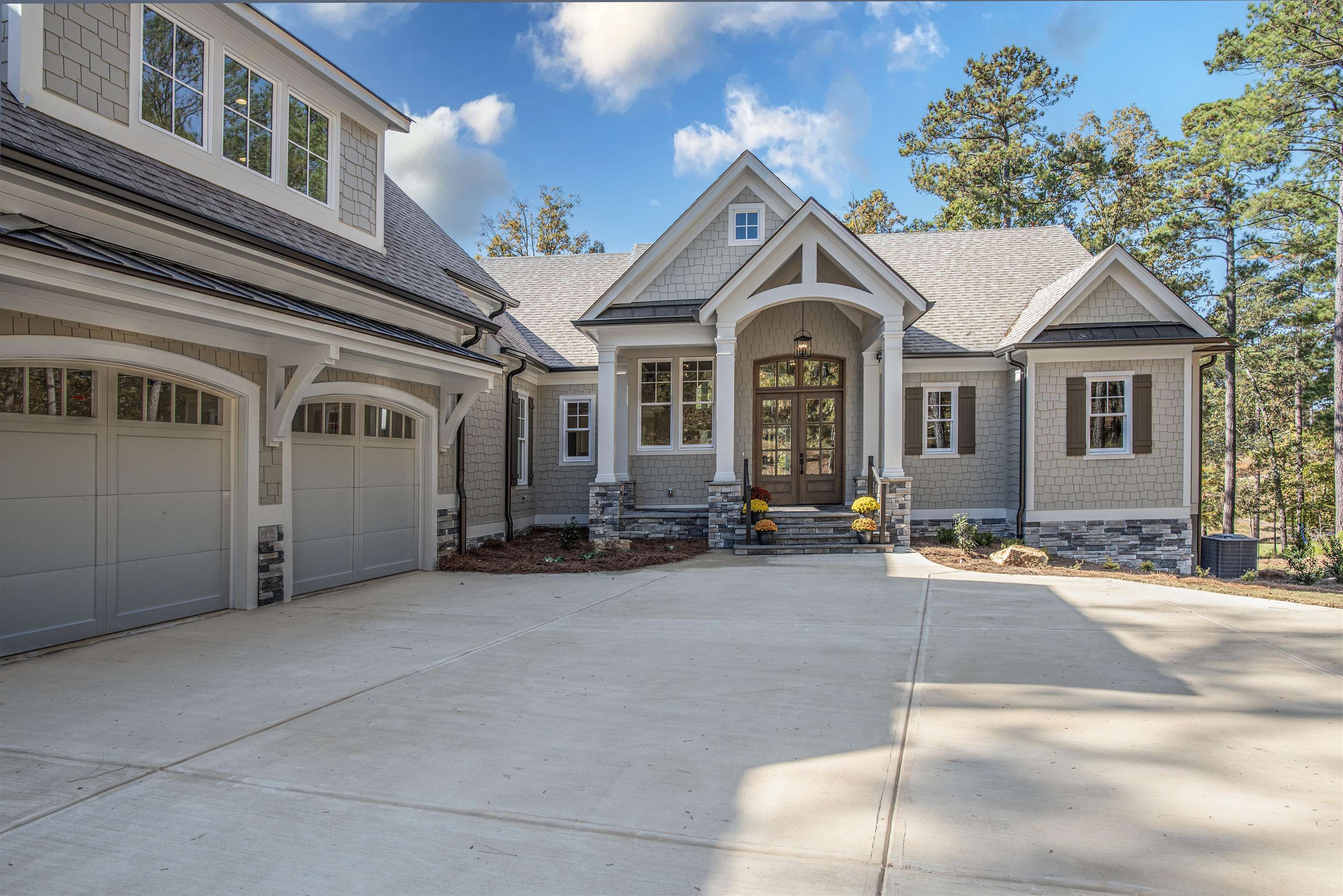 1030 HARRIS CREEK