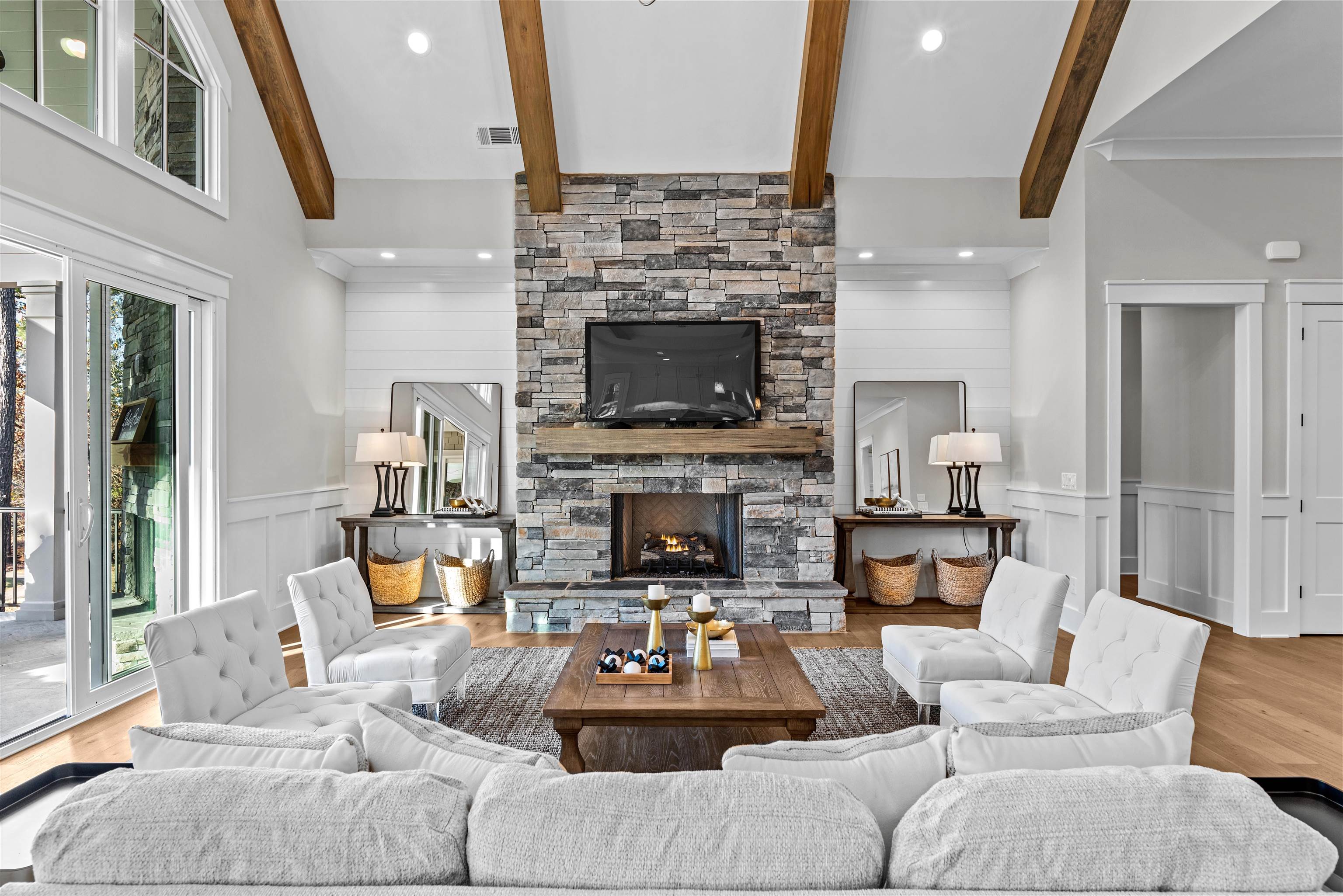 1030 HARRIS CREEK