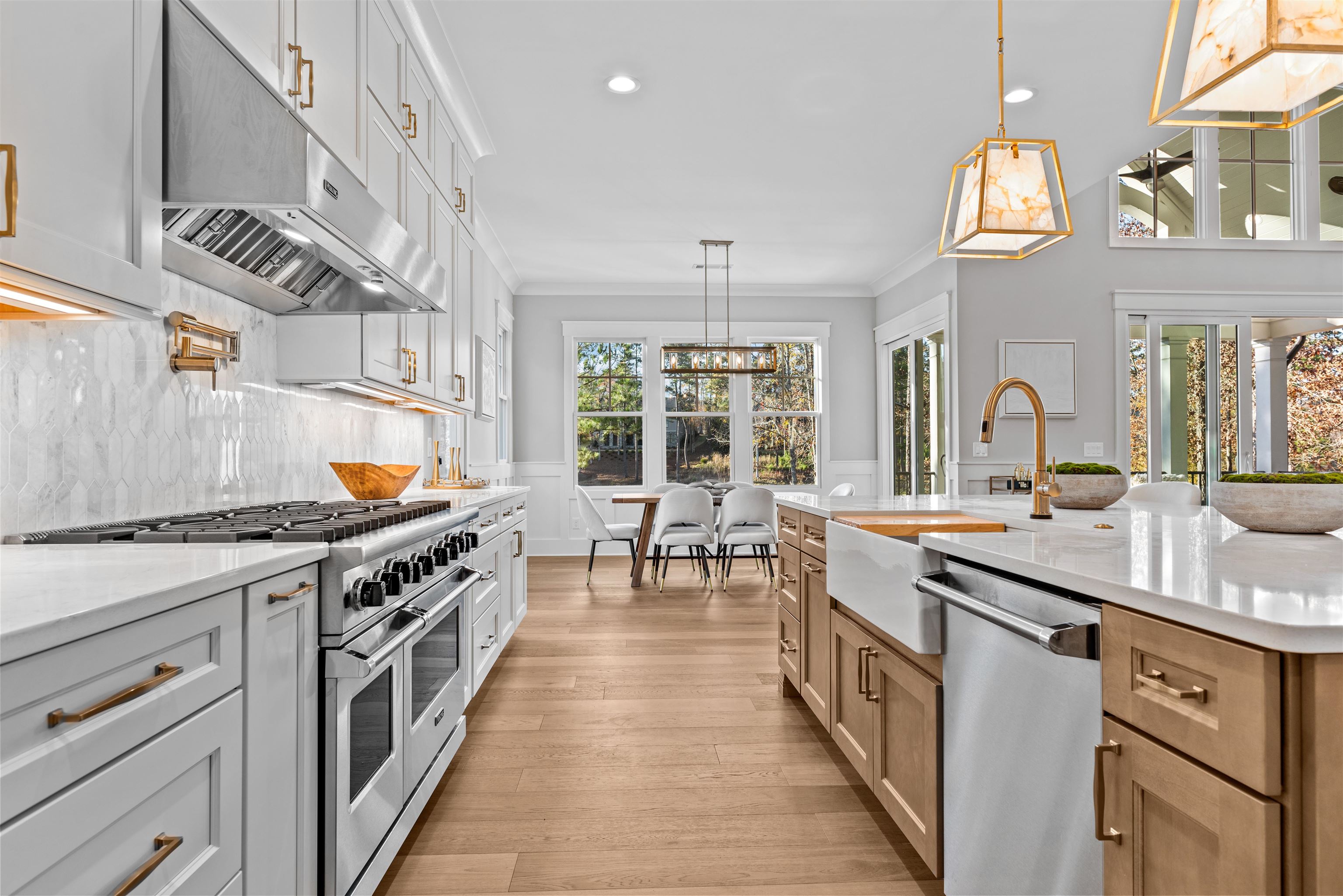 1030 HARRIS CREEK