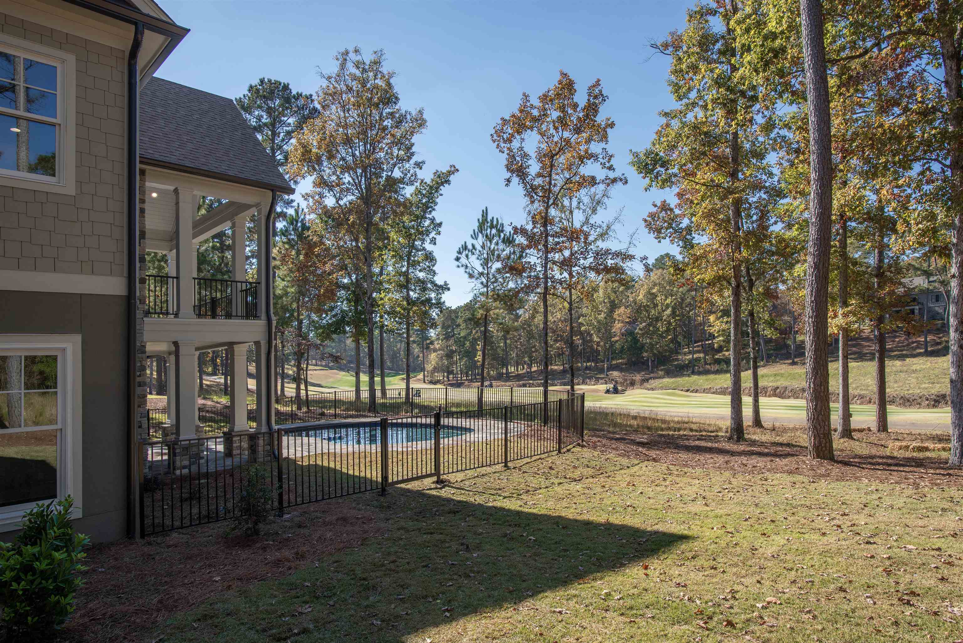 1030 HARRIS CREEK