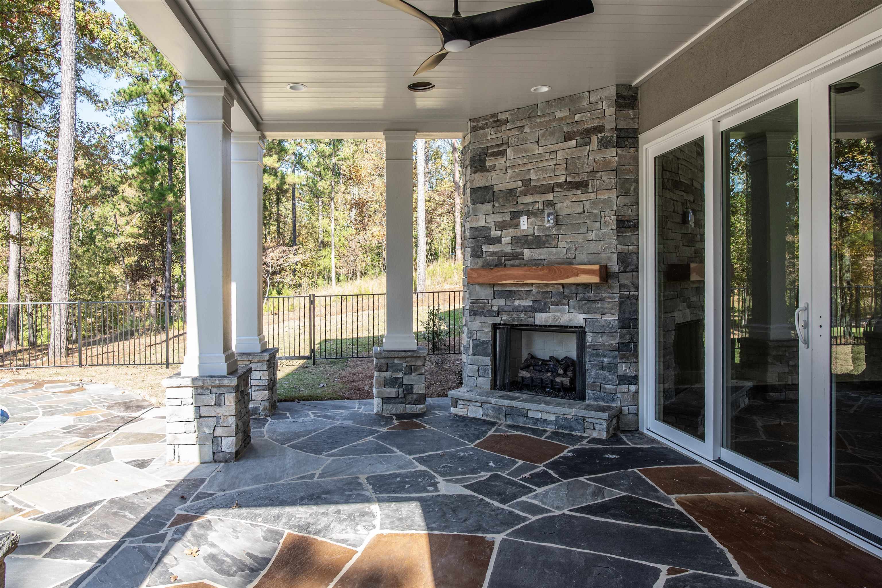 1030 HARRIS CREEK