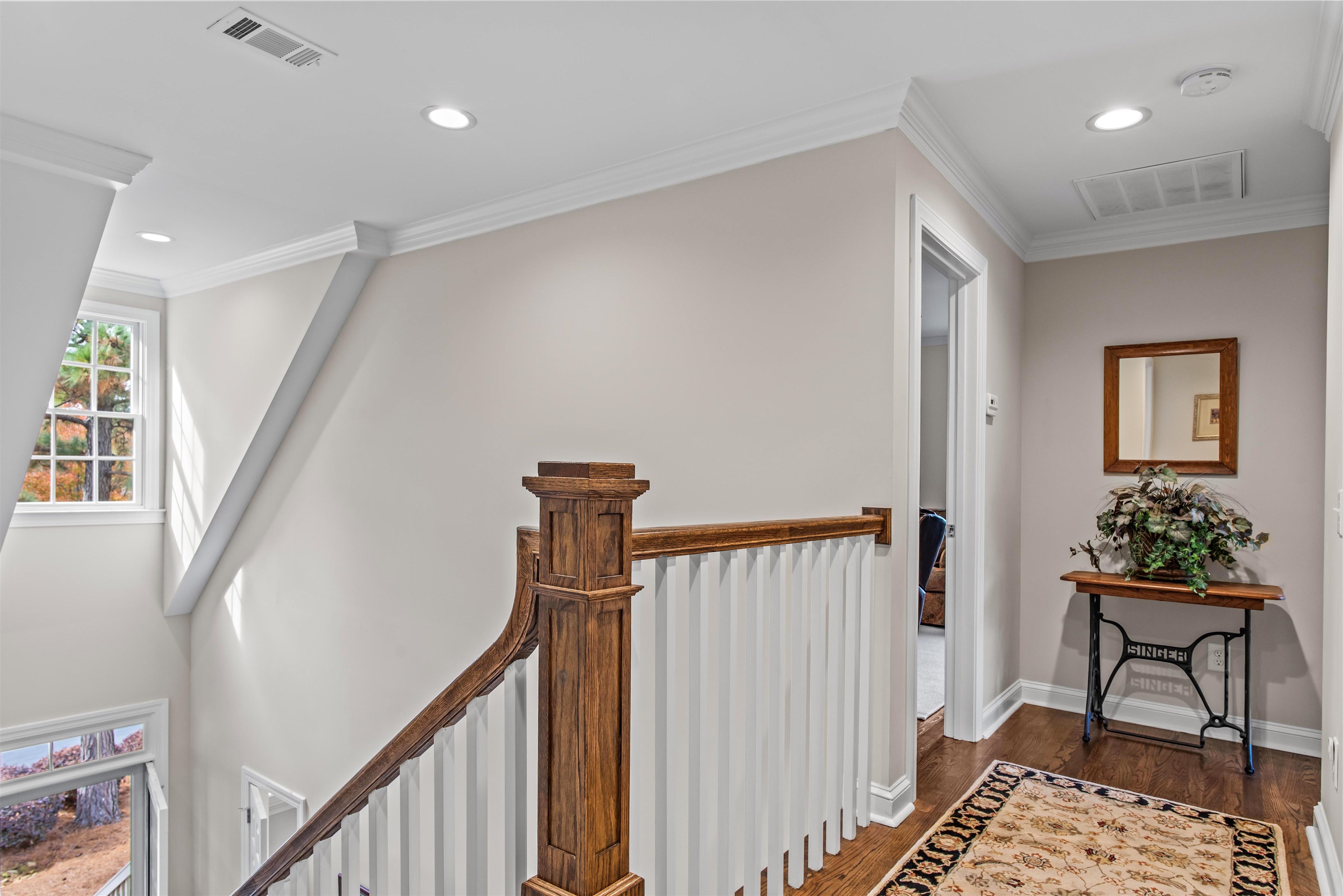1090 VILLAGE LOOP