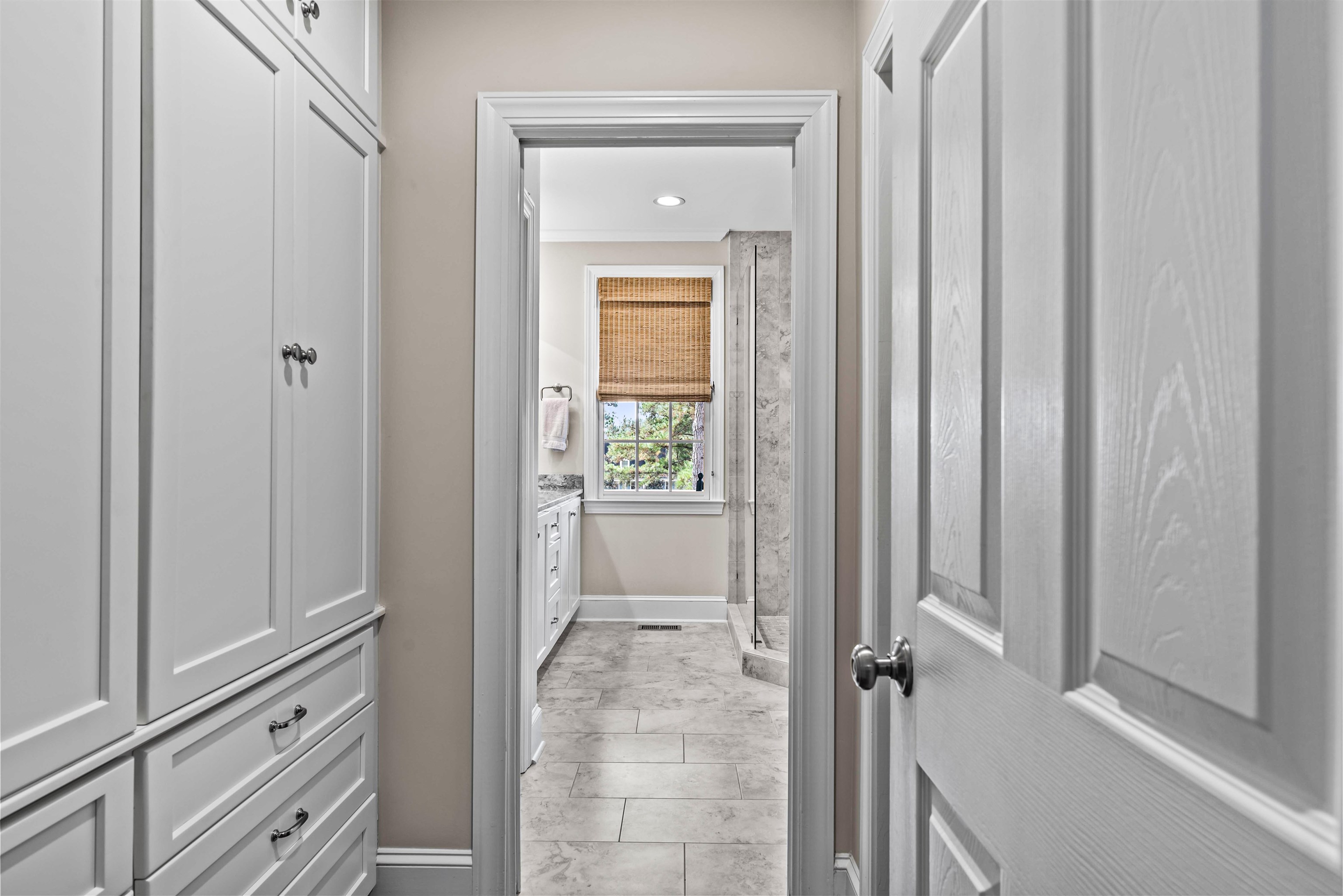 1090 VILLAGE LOOP