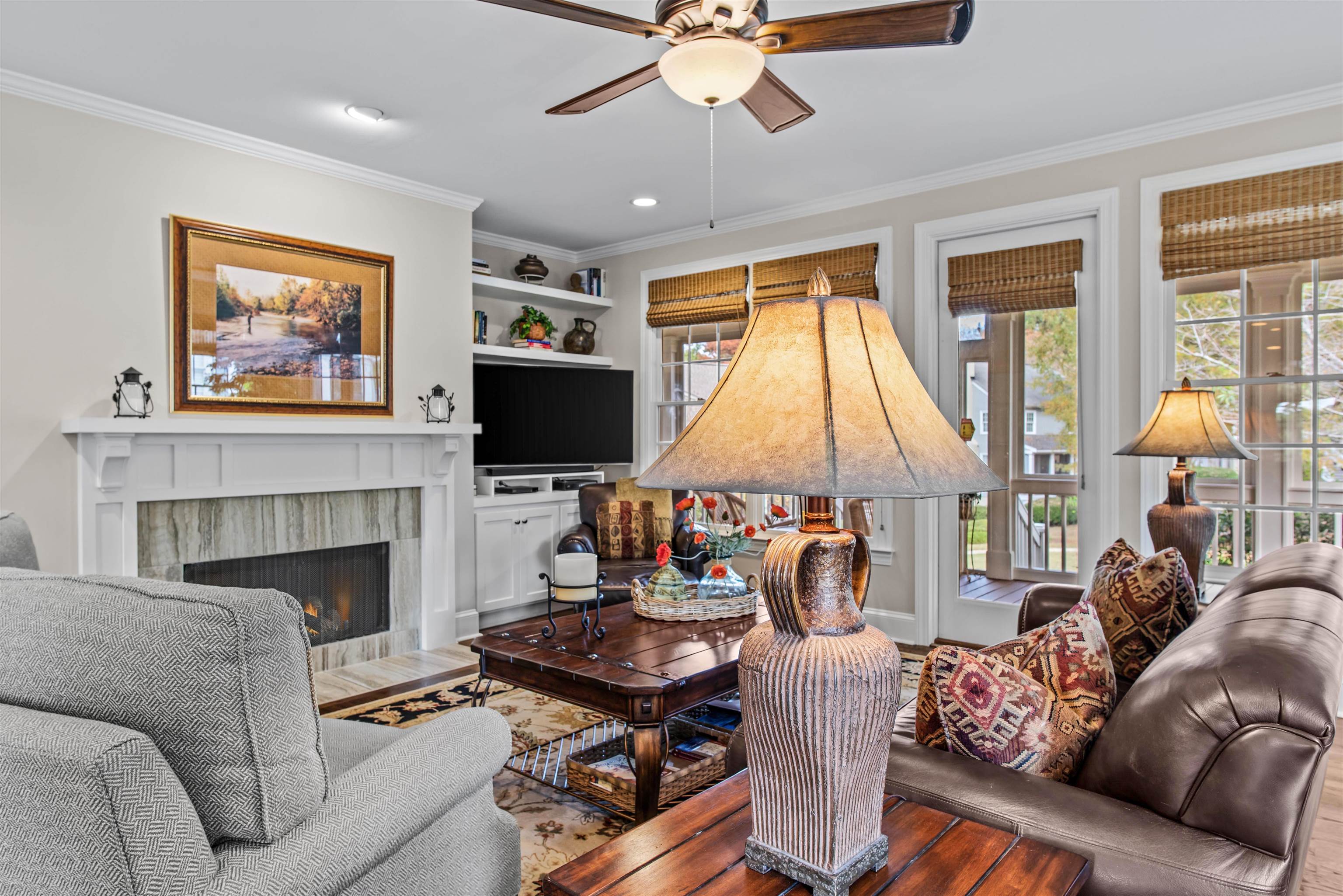1090 VILLAGE LOOP