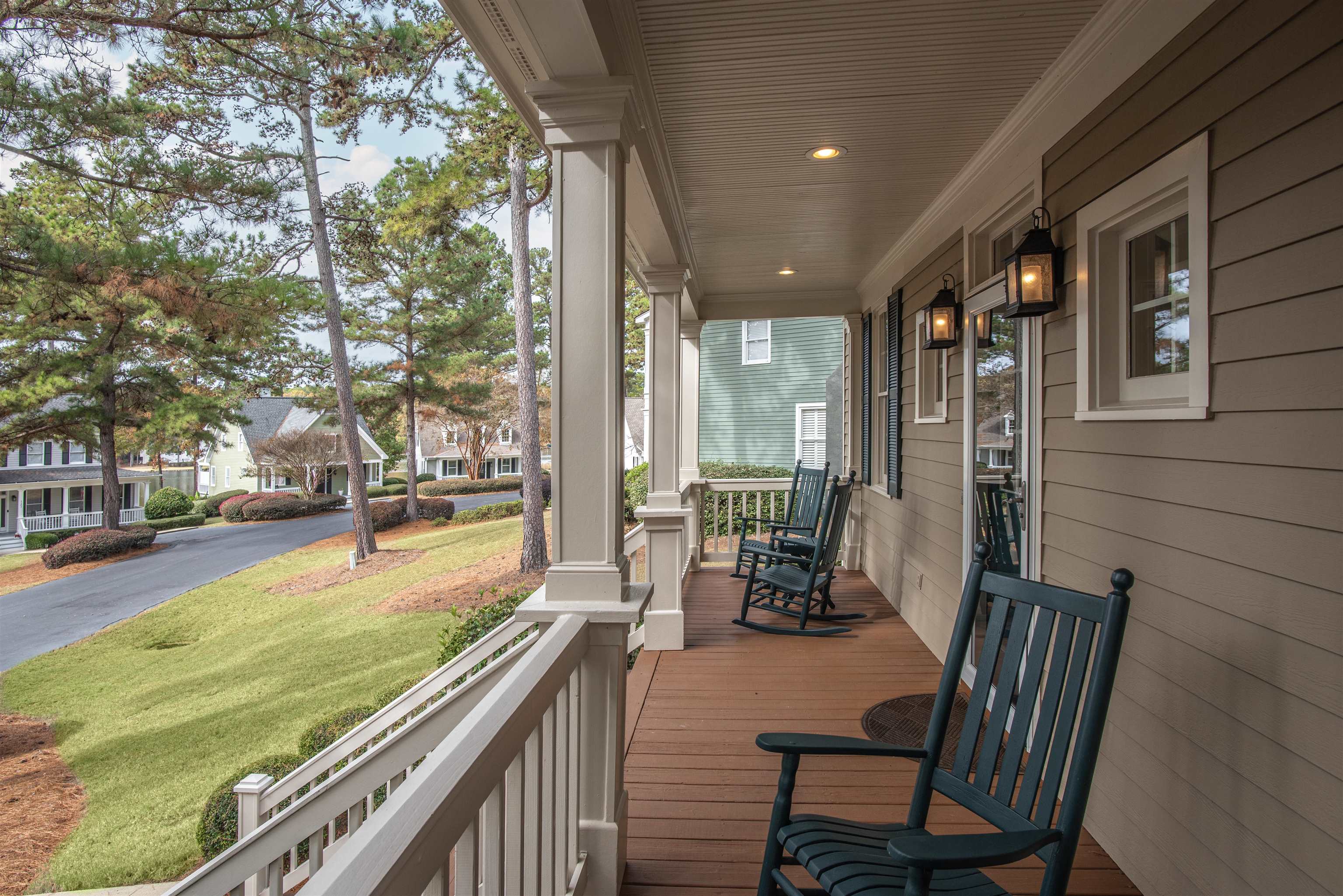 1090 VILLAGE LOOP