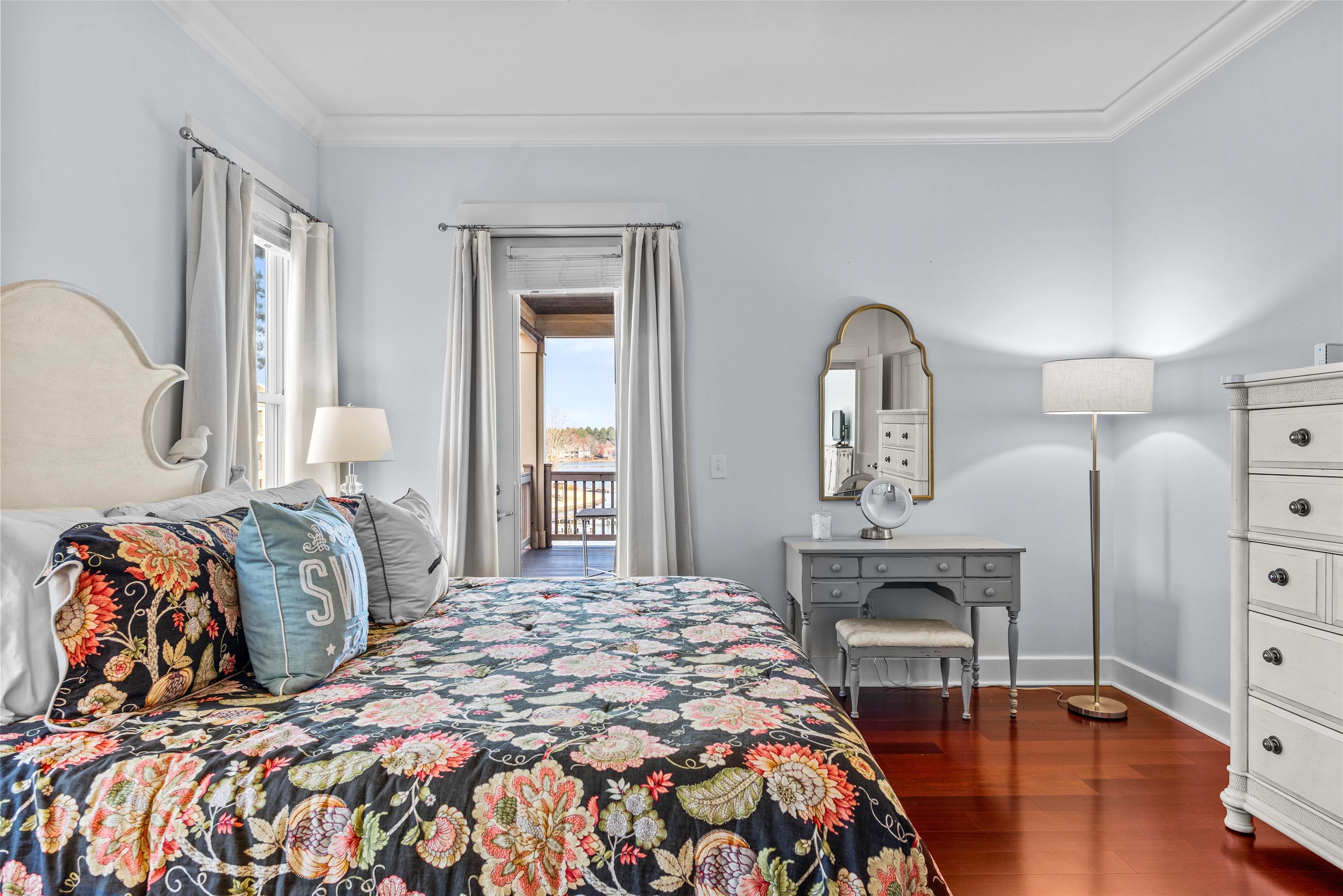 125 SOUTH BAY ROAD Unit Unit 204