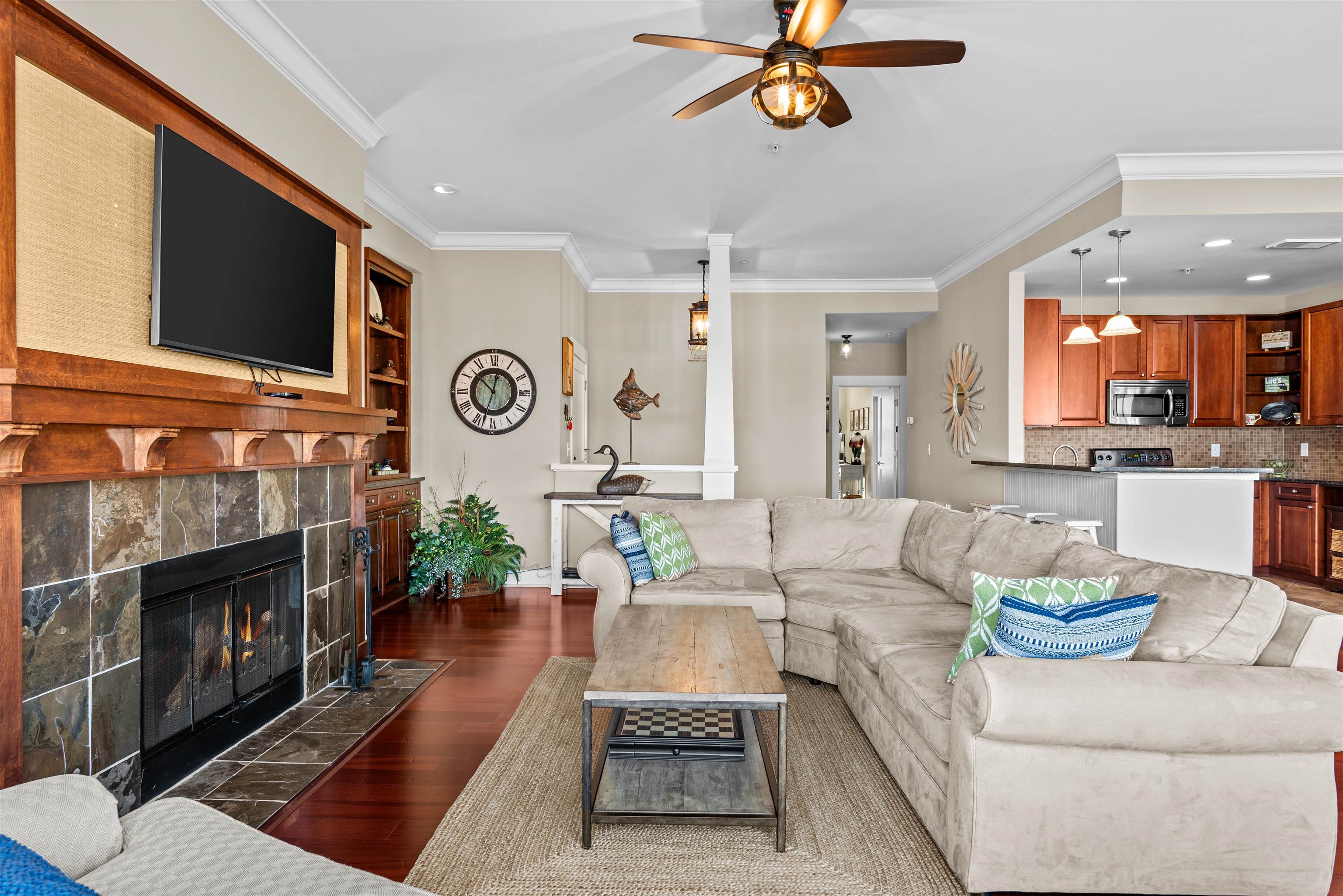 125 SOUTH BAY ROAD Unit Unit 204
