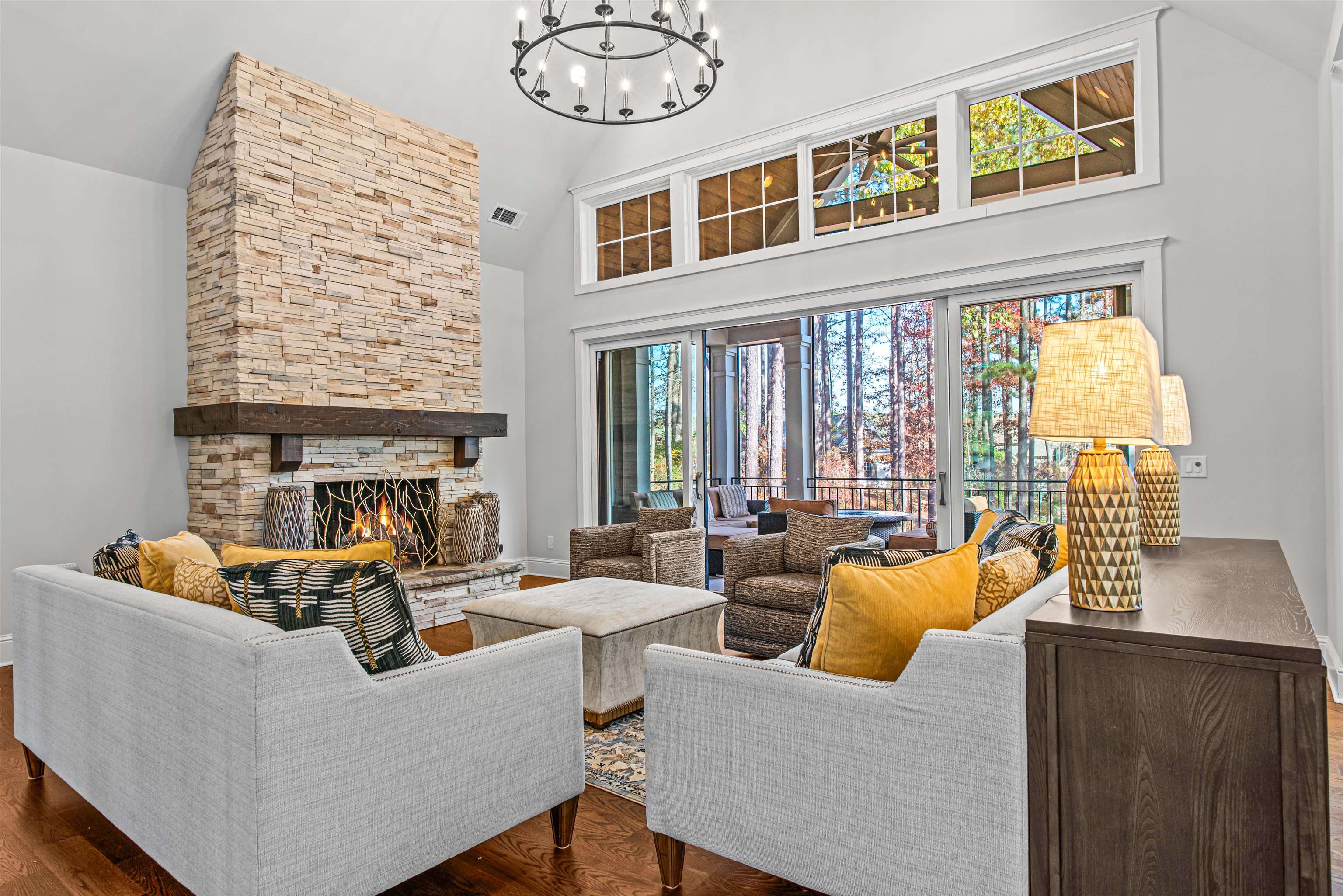 1011 RIDGE GROVE