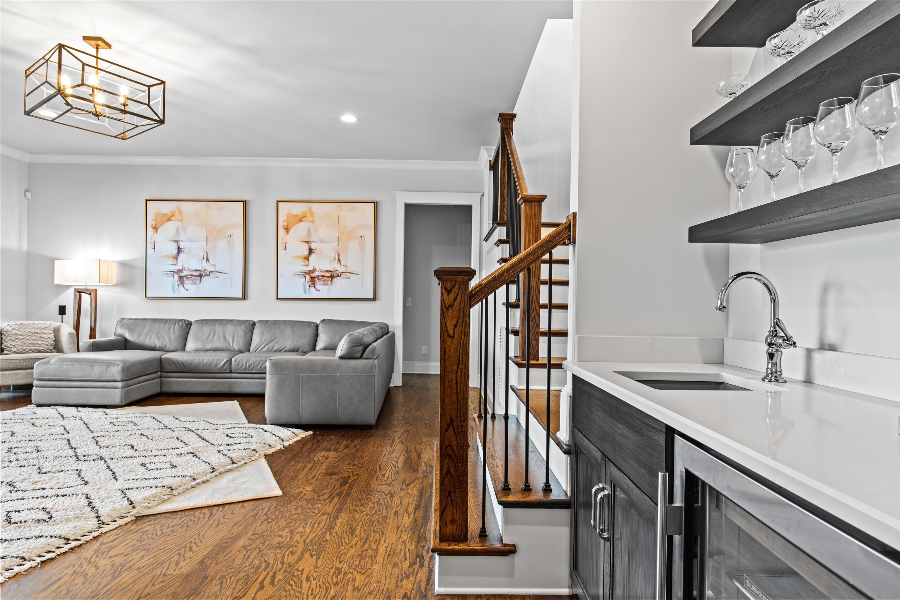 1011 RIDGE GROVE